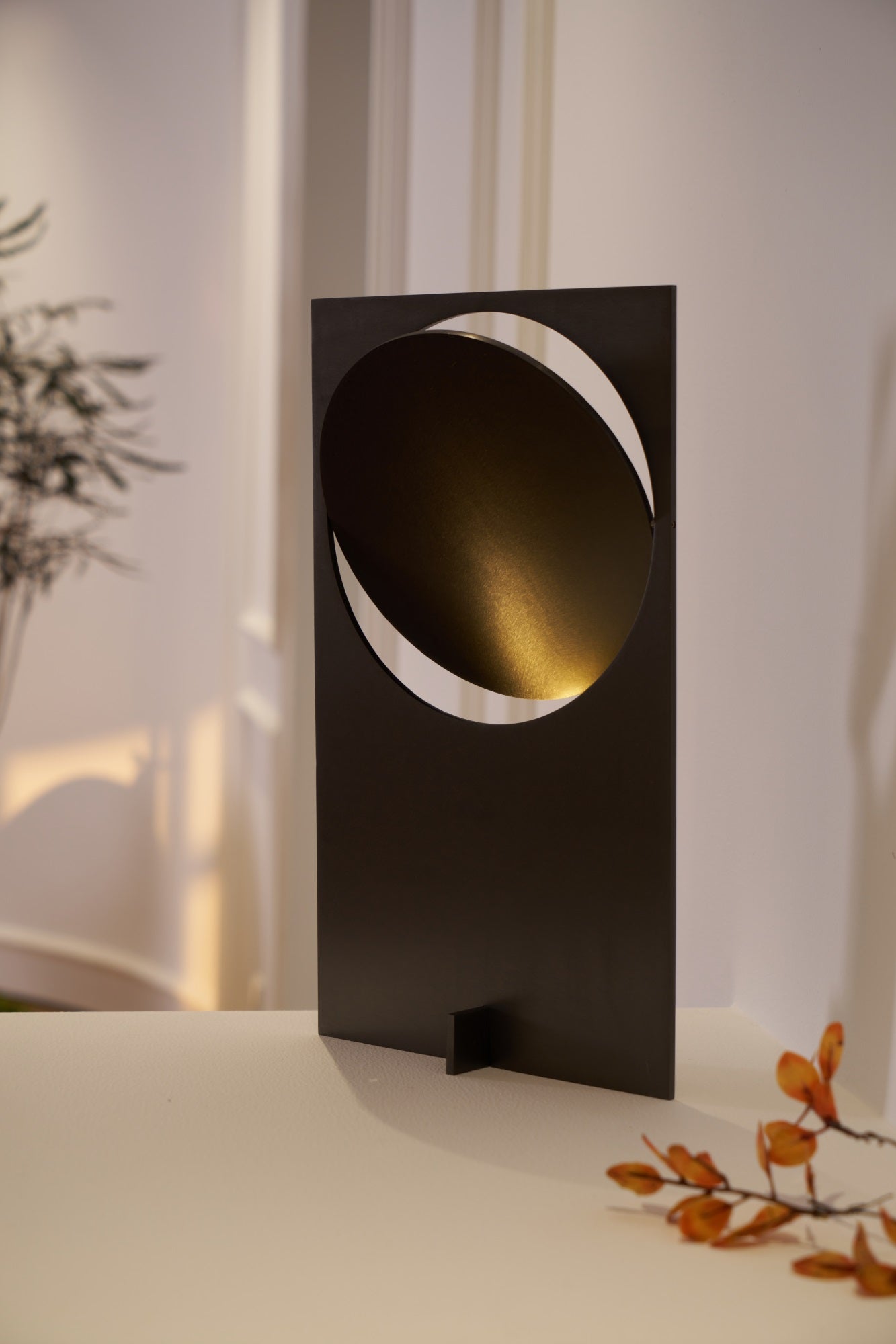 Orona Steel Futuristic Table Lamp - Letslighting