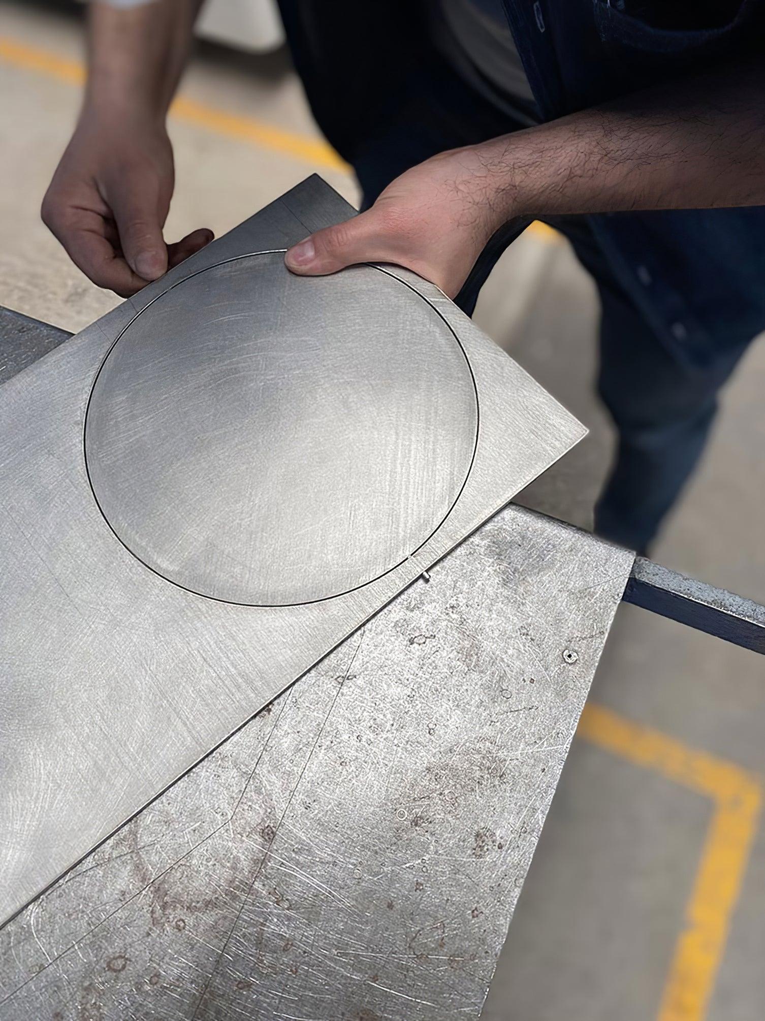 Orona Steel Futuristic Table Lamp - Letslighting