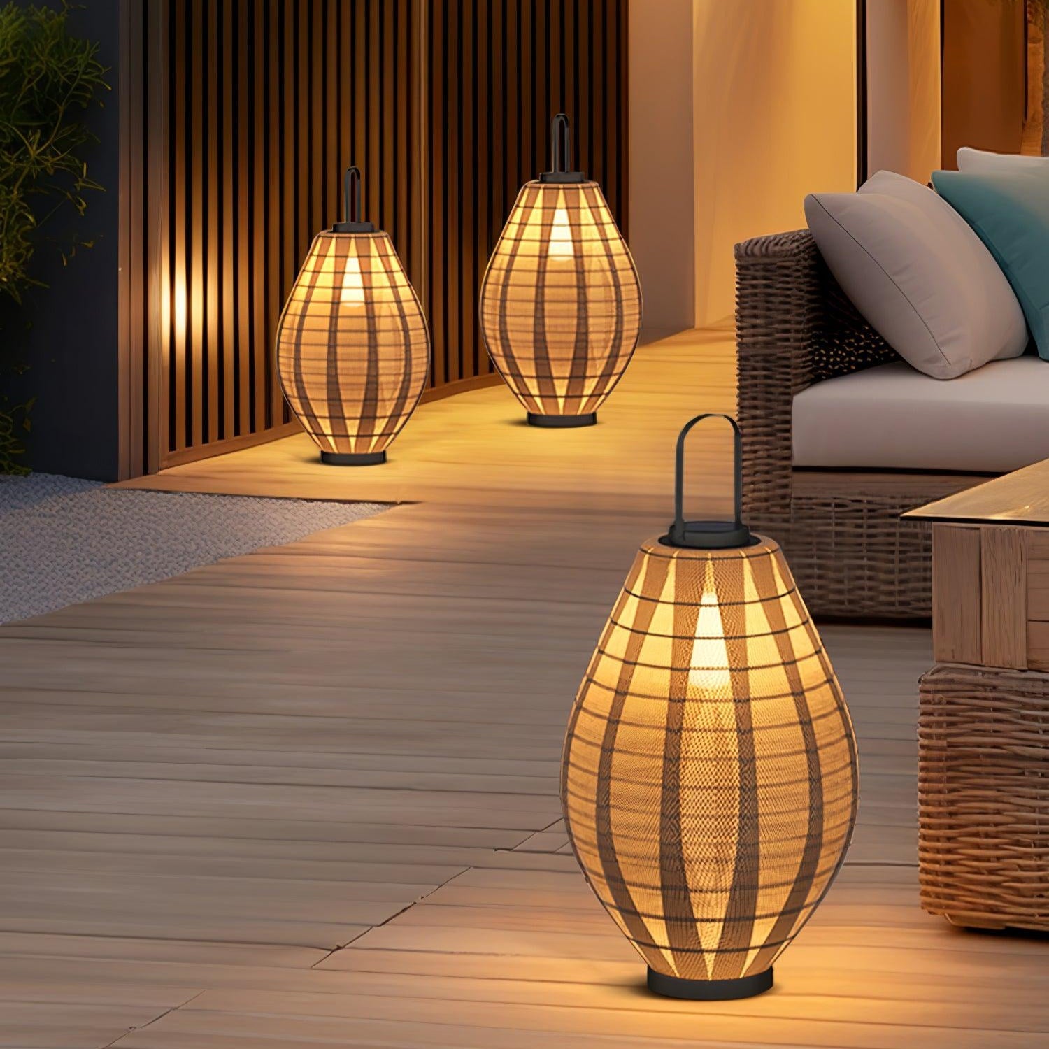Ray Mesh Beacon Outdoor Lamp