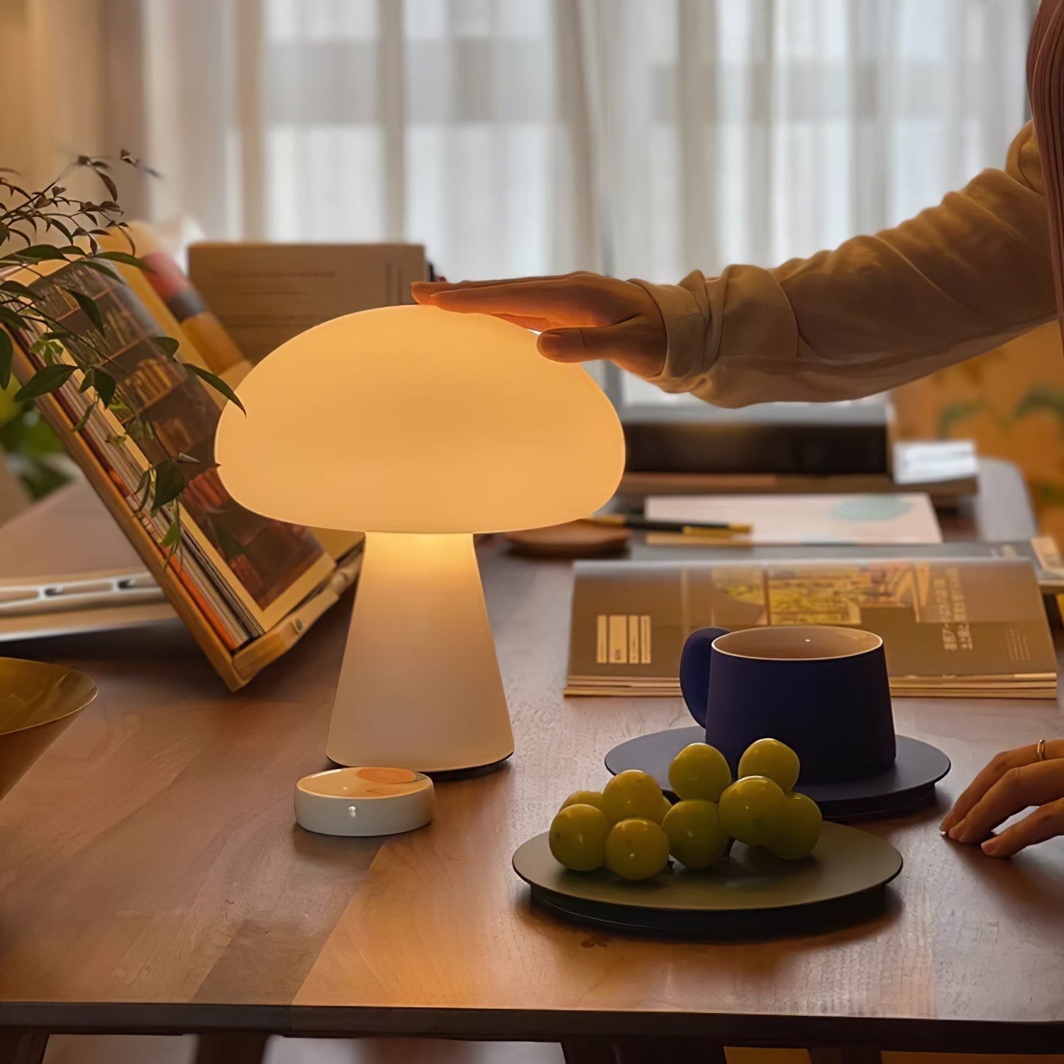 Ombra Glass Whimsical Table Lamp - Letslighting