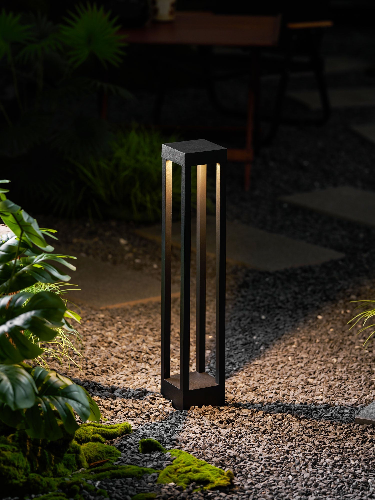 Obsidian Post Outdoor Light - Letslighting