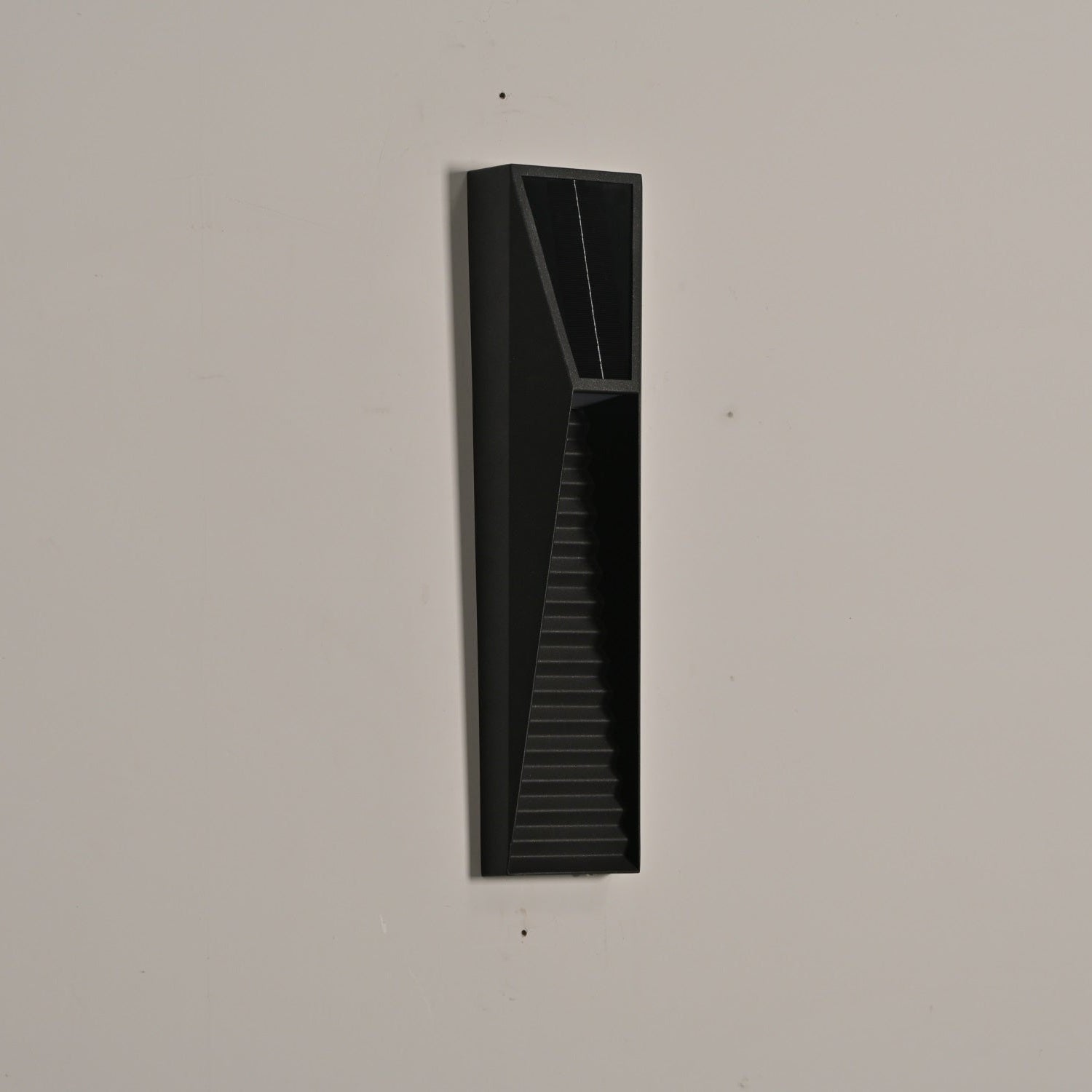 Luca Minimalist Outdoor Light - Letslighting