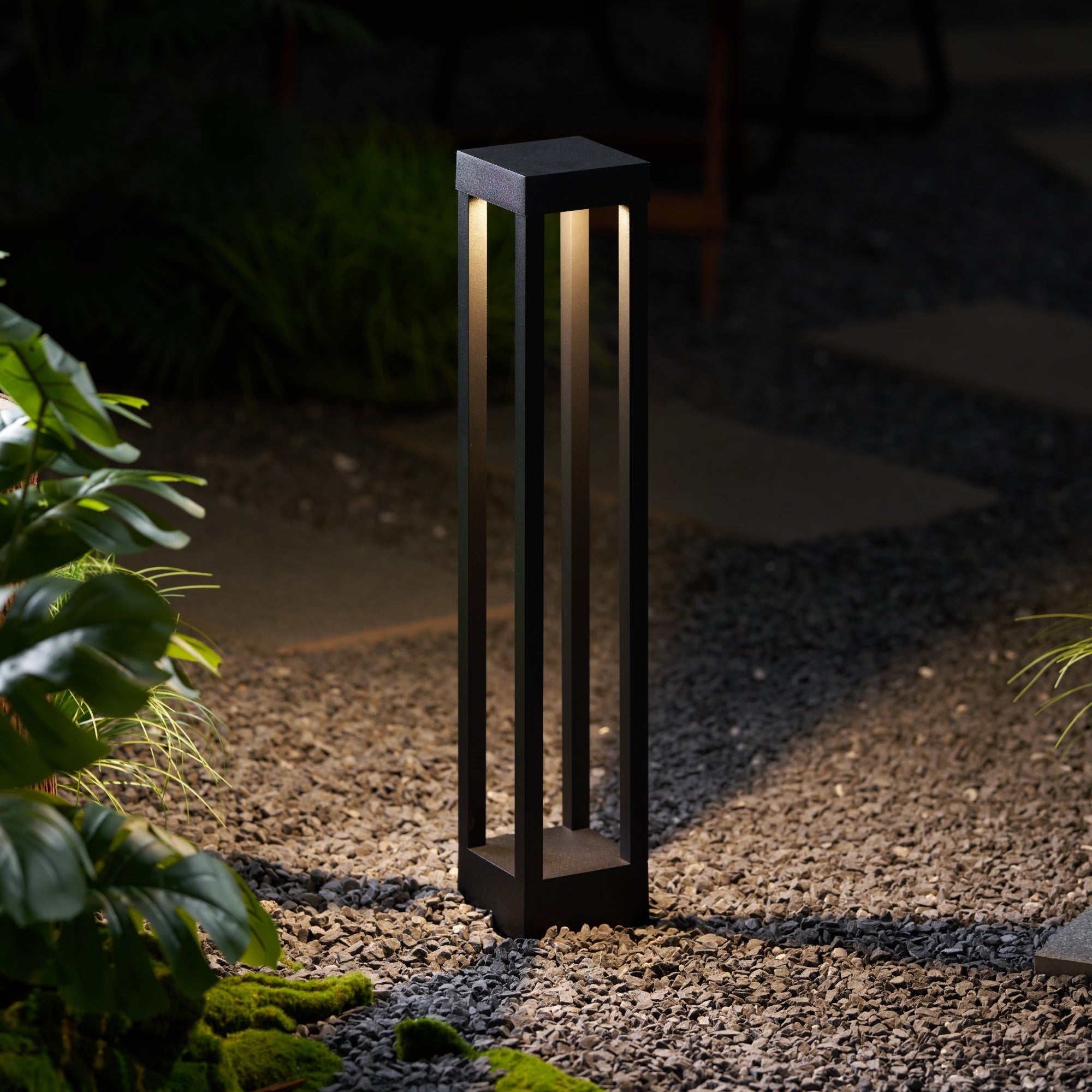Obsidian Post Outdoor Light - Letslighting