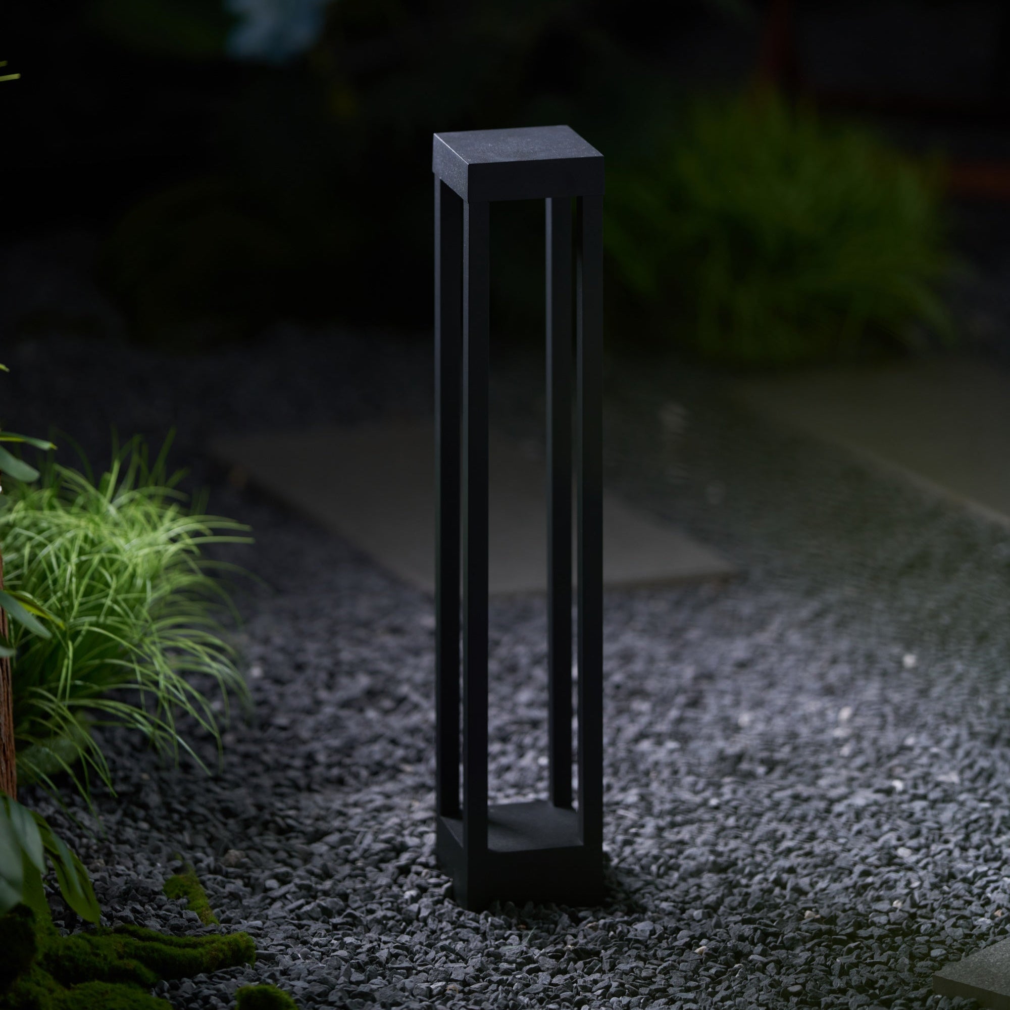 Obsidian Post Outdoor Light - Letslighting