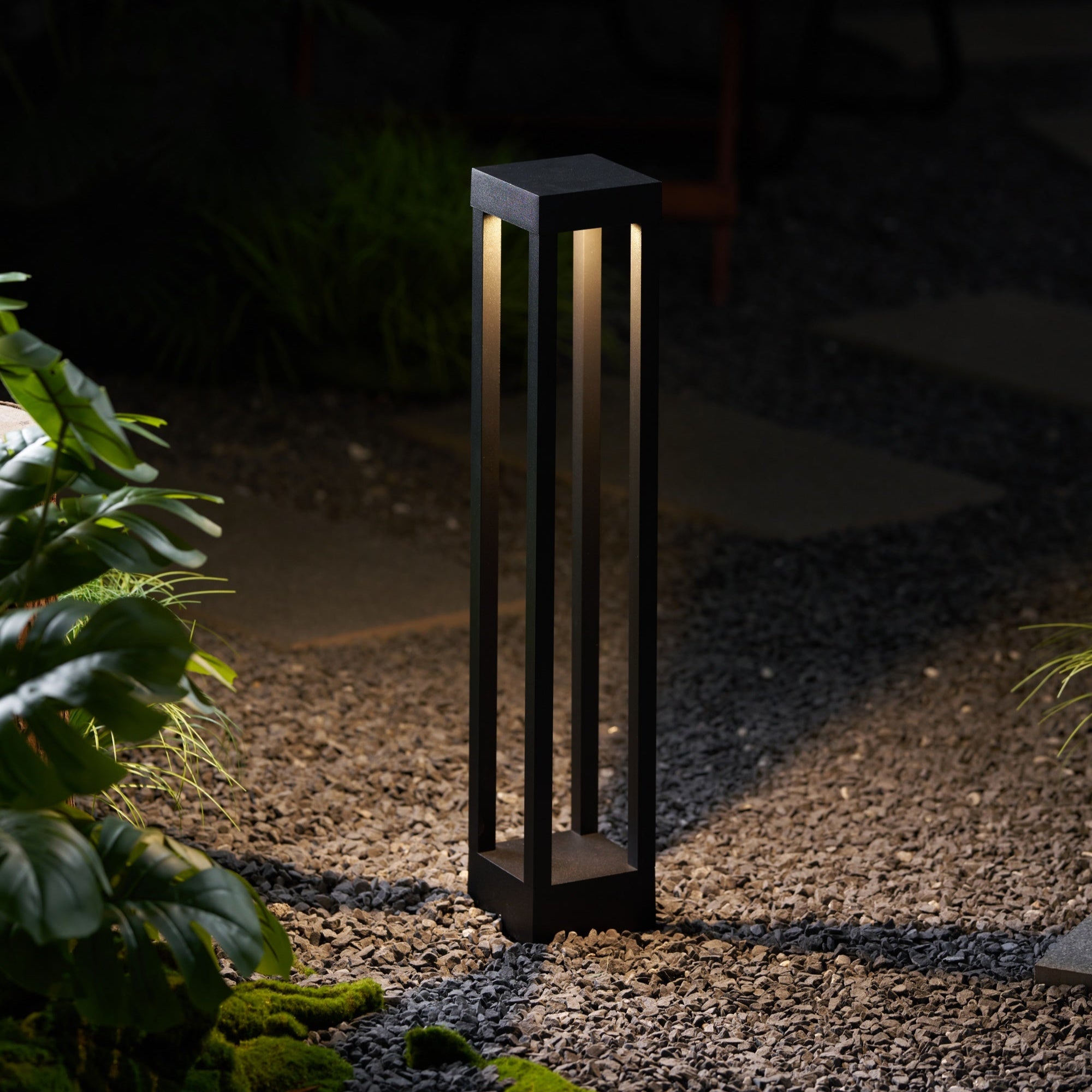 Obsidian Post Outdoor Light - Letslighting