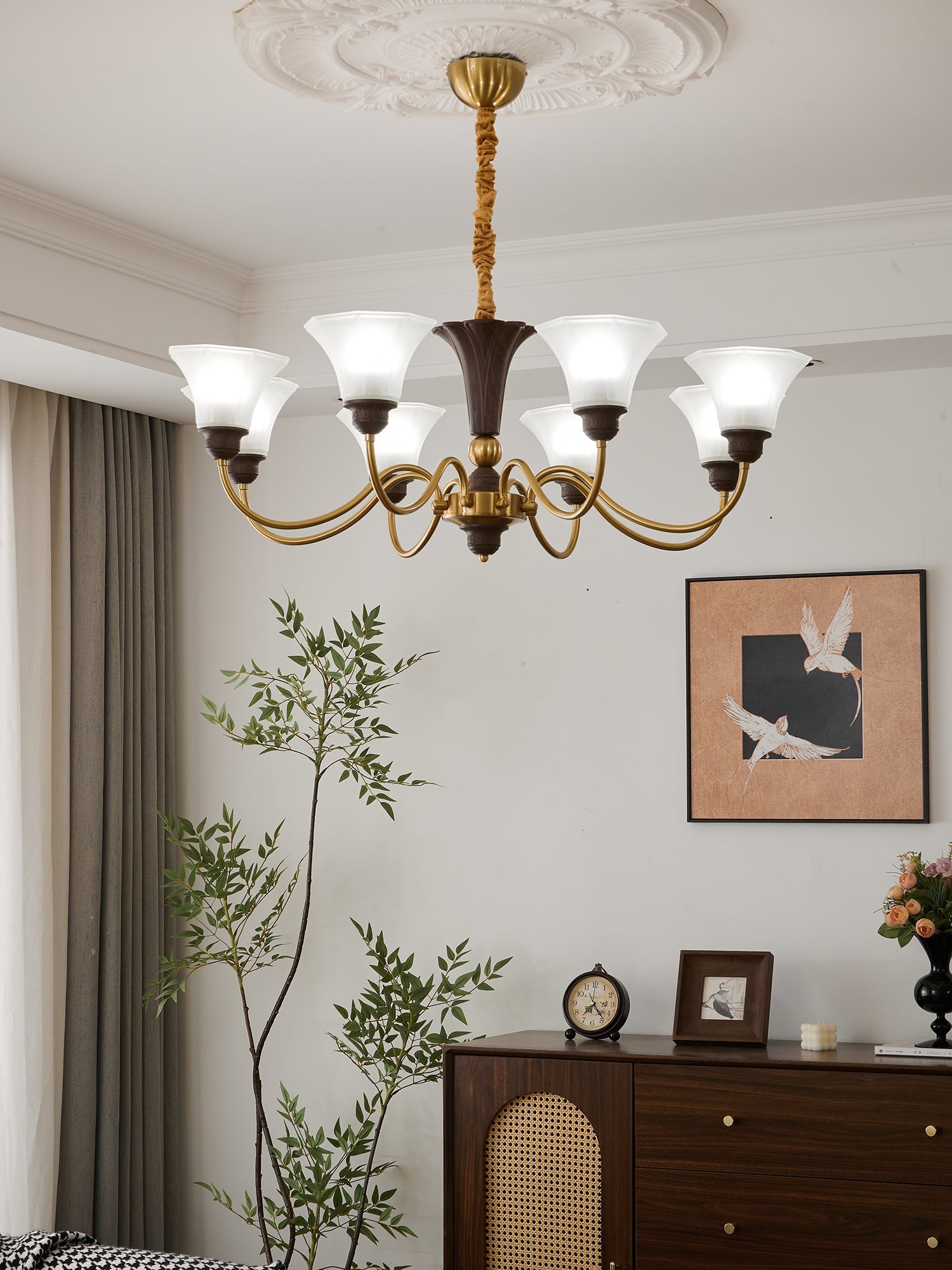 Ciphaen Traditional Elegance Vintage Wood Glass Chandelier - Letslighting