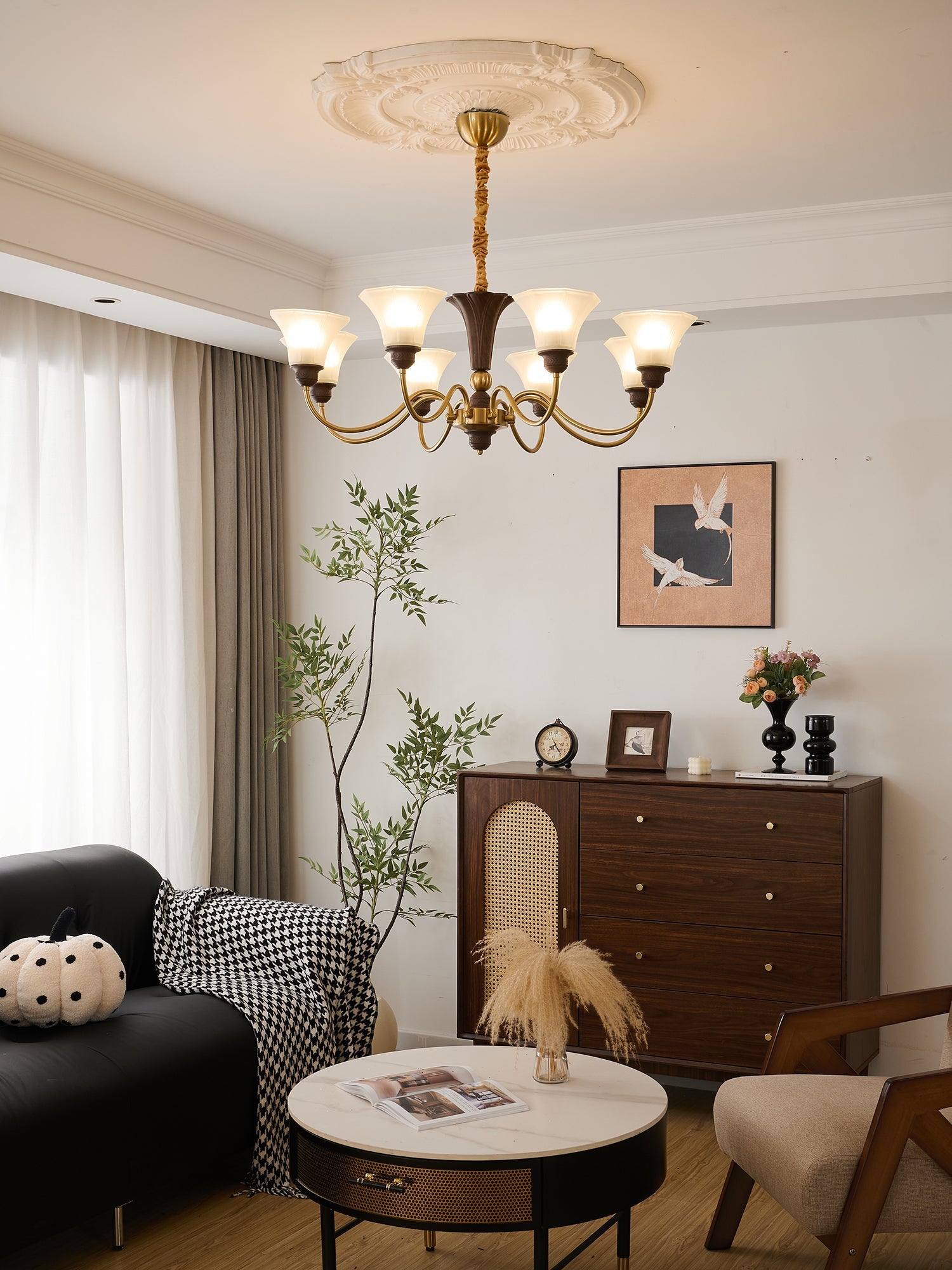 Ciphaen Traditional Elegance Vintage Wood Glass Chandelier - Letslighting