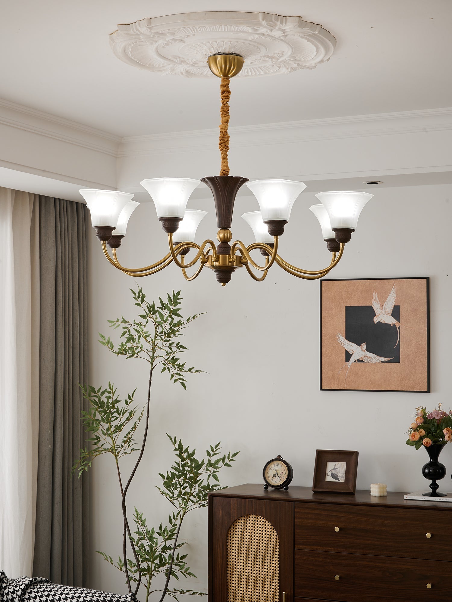 Ciphaen Traditional Elegance Vintage Wood Glass Chandelier - Letslighting