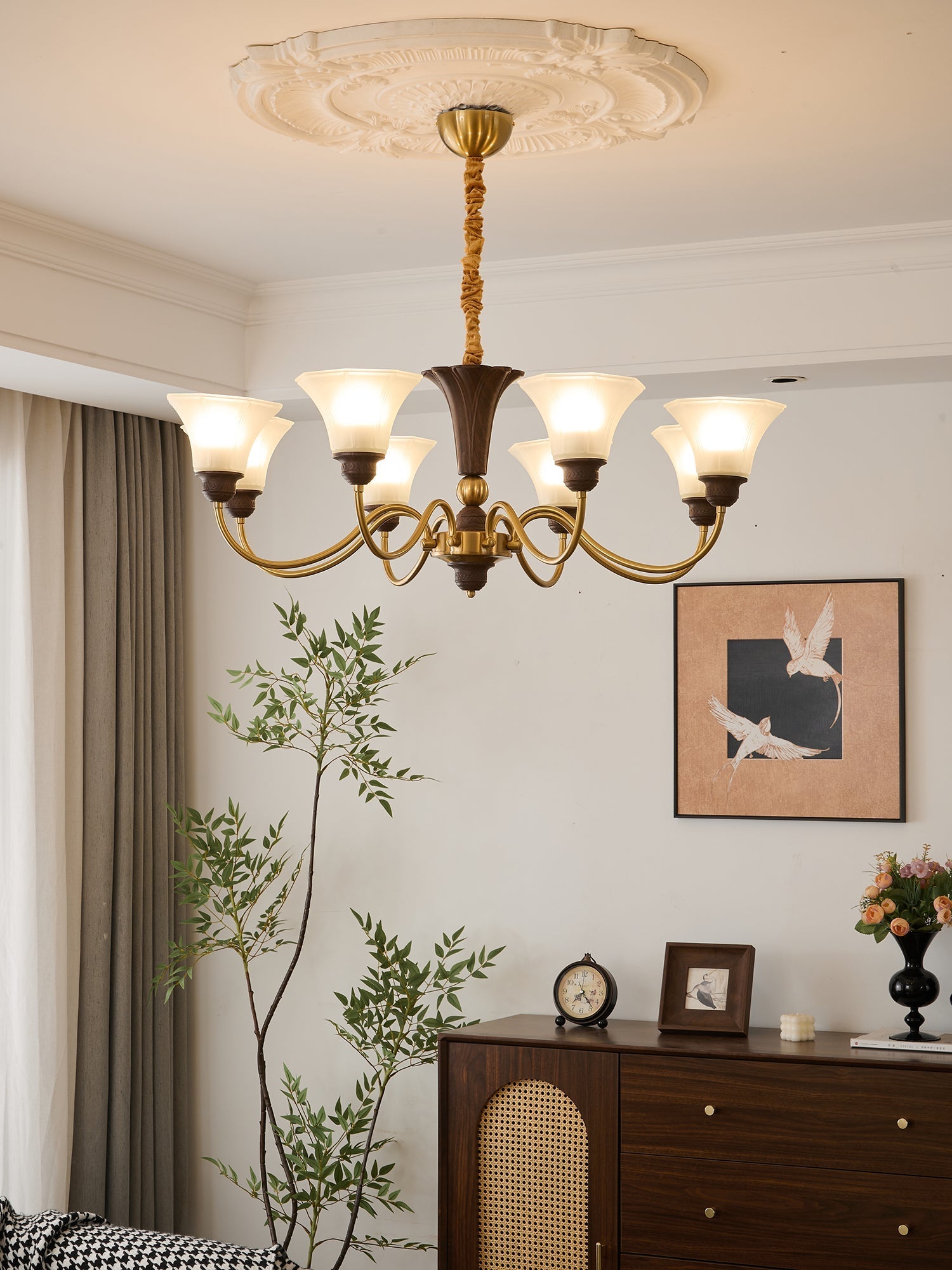 Ciphaen Traditional Elegance Vintage Wood Glass Chandelier - Letslighting