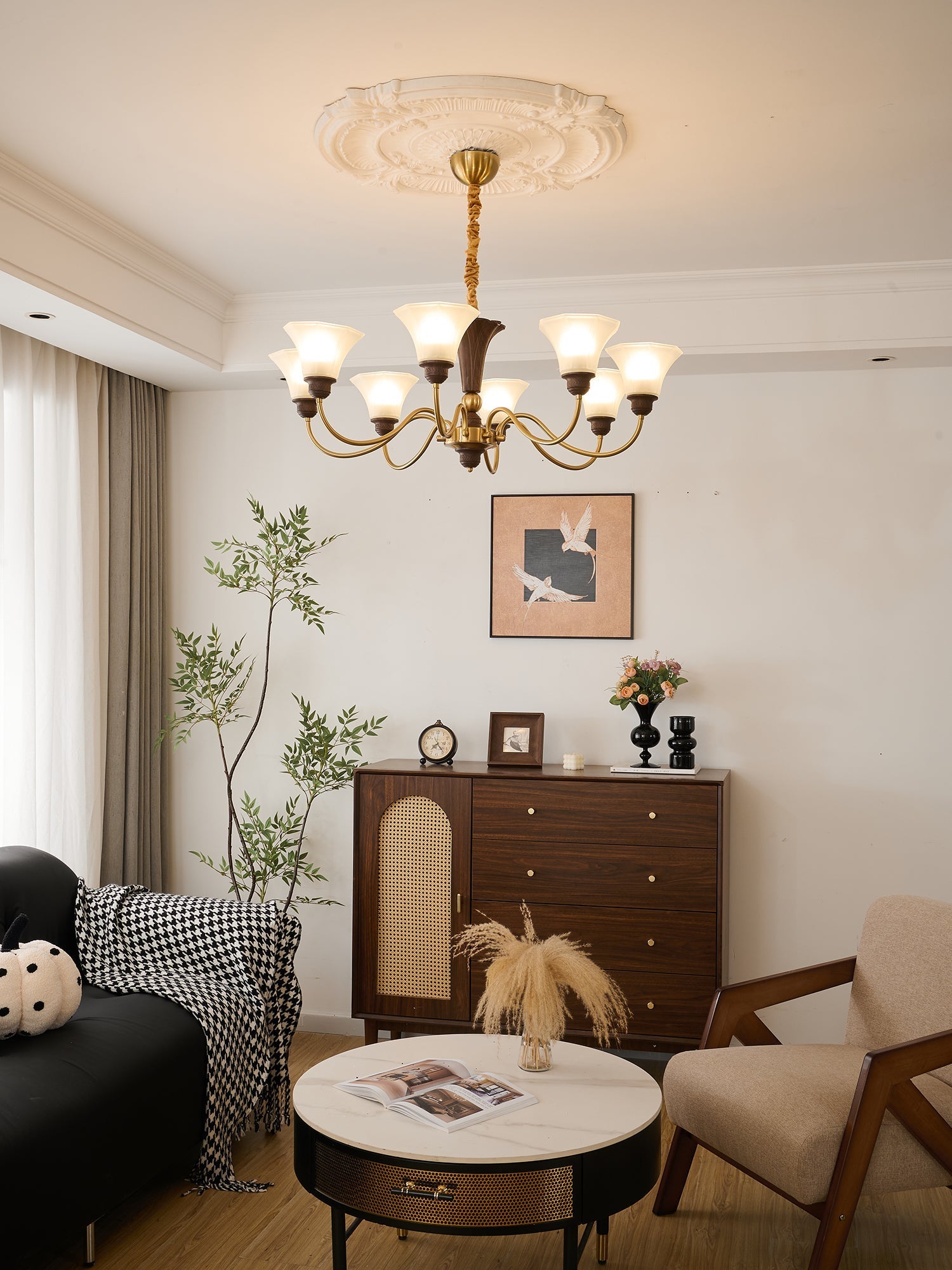 Ciphaen Traditional Elegance Vintage Wood Glass Chandelier - Letslighting