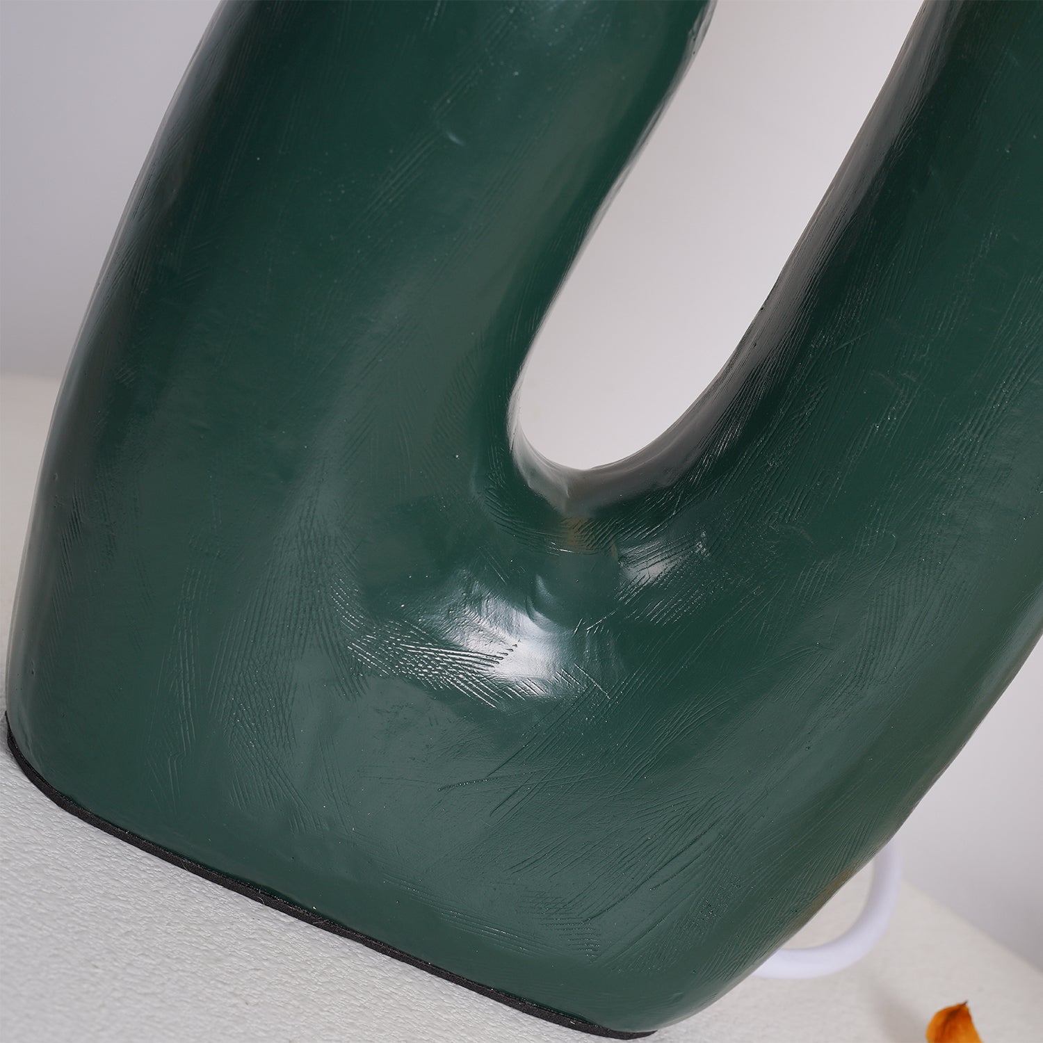 Elyrain Resin Artistic Table Lamp - Letslighting