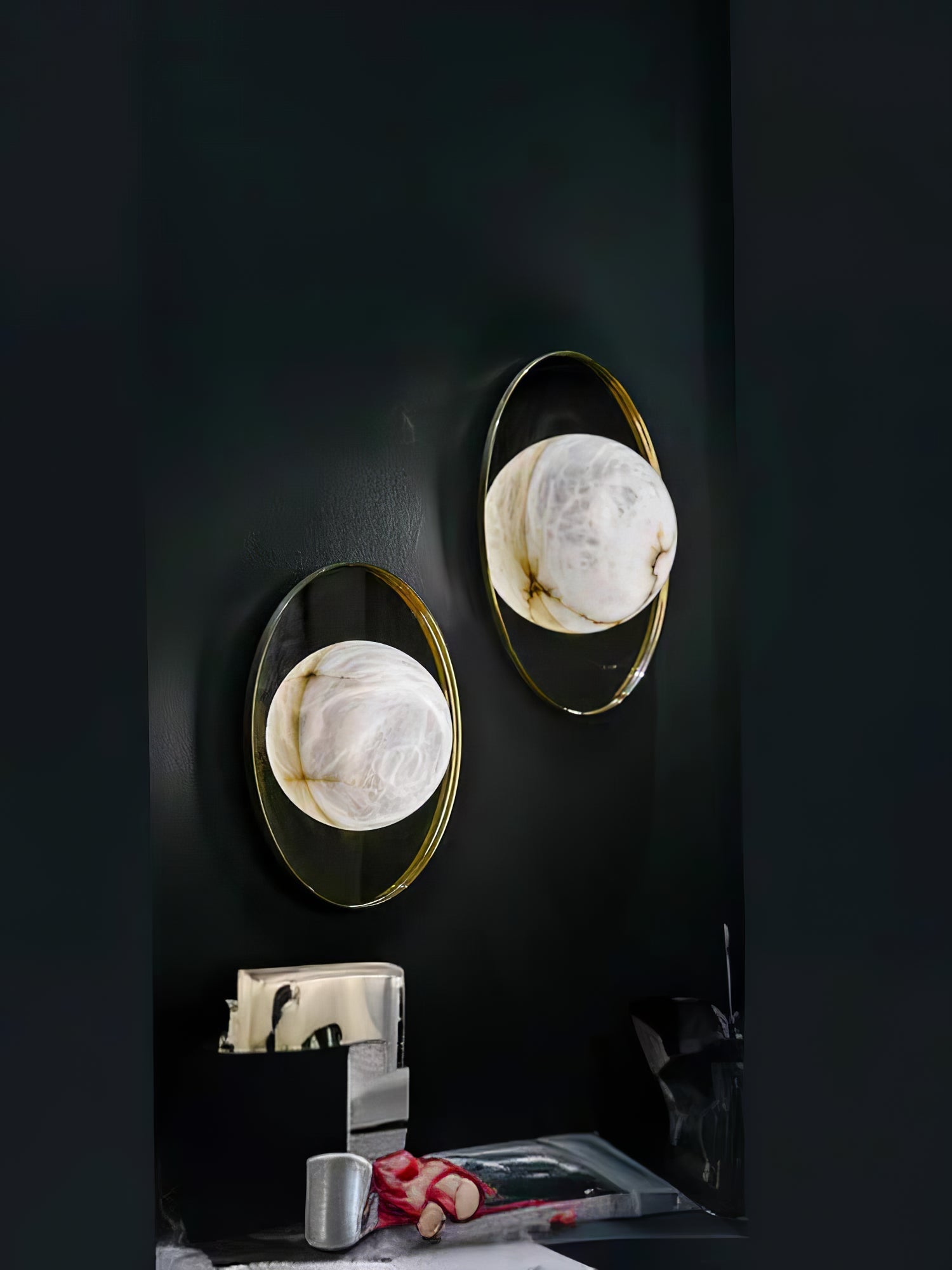 Lyra Modern Alabaster Wall Light
