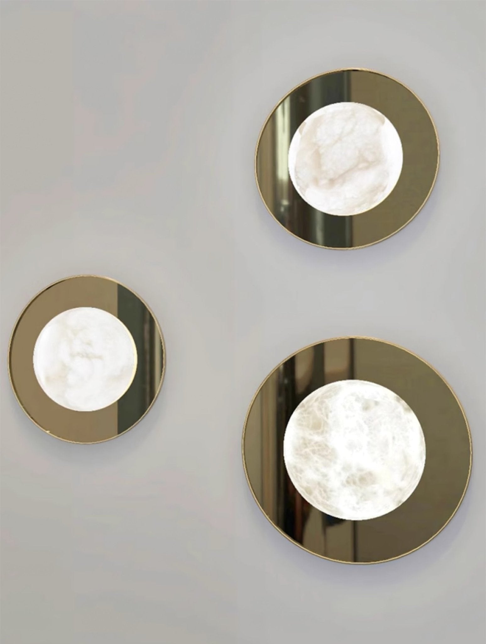 Lyra Modern Alabaster Wall Light