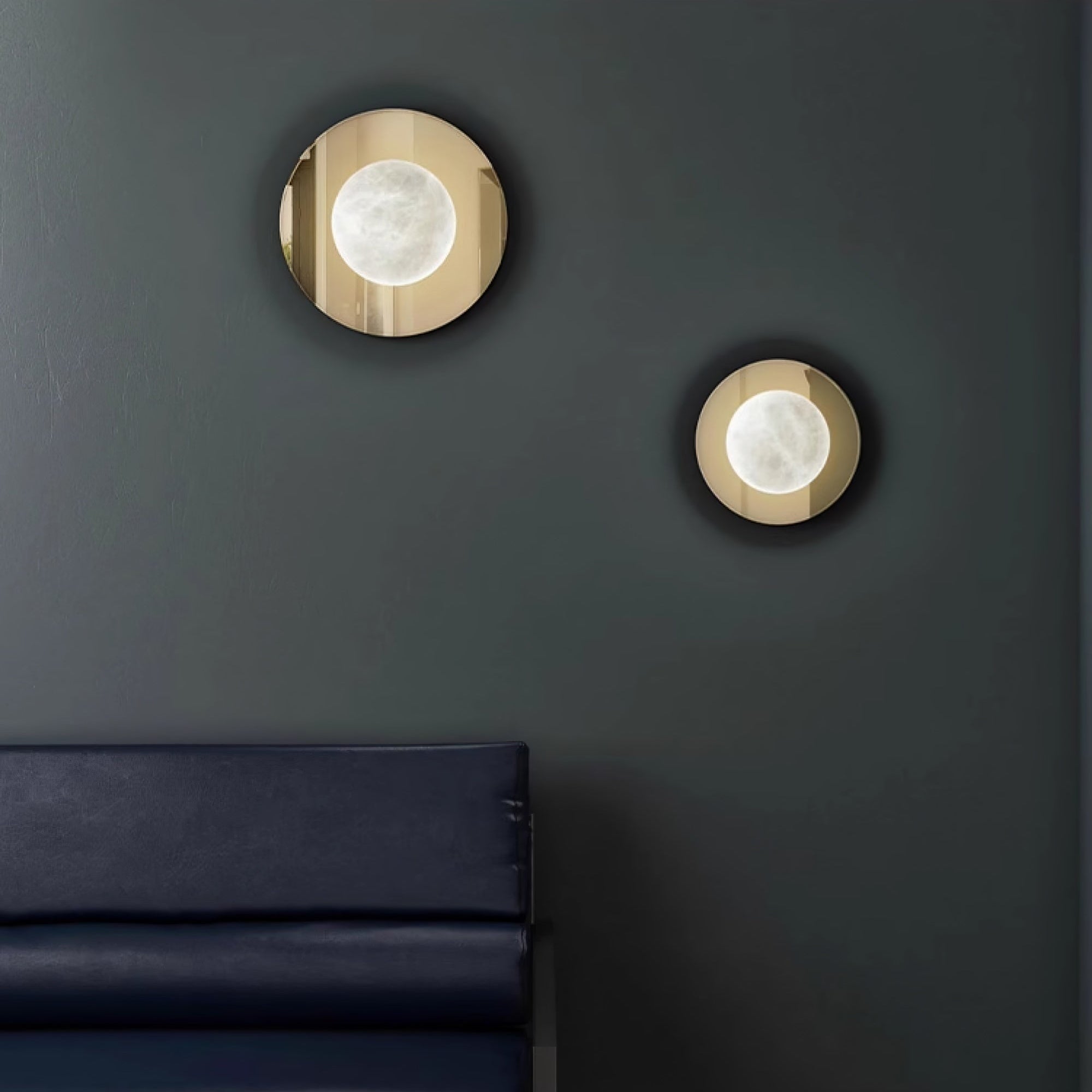 Lyra Modern Alabaster Wall Light