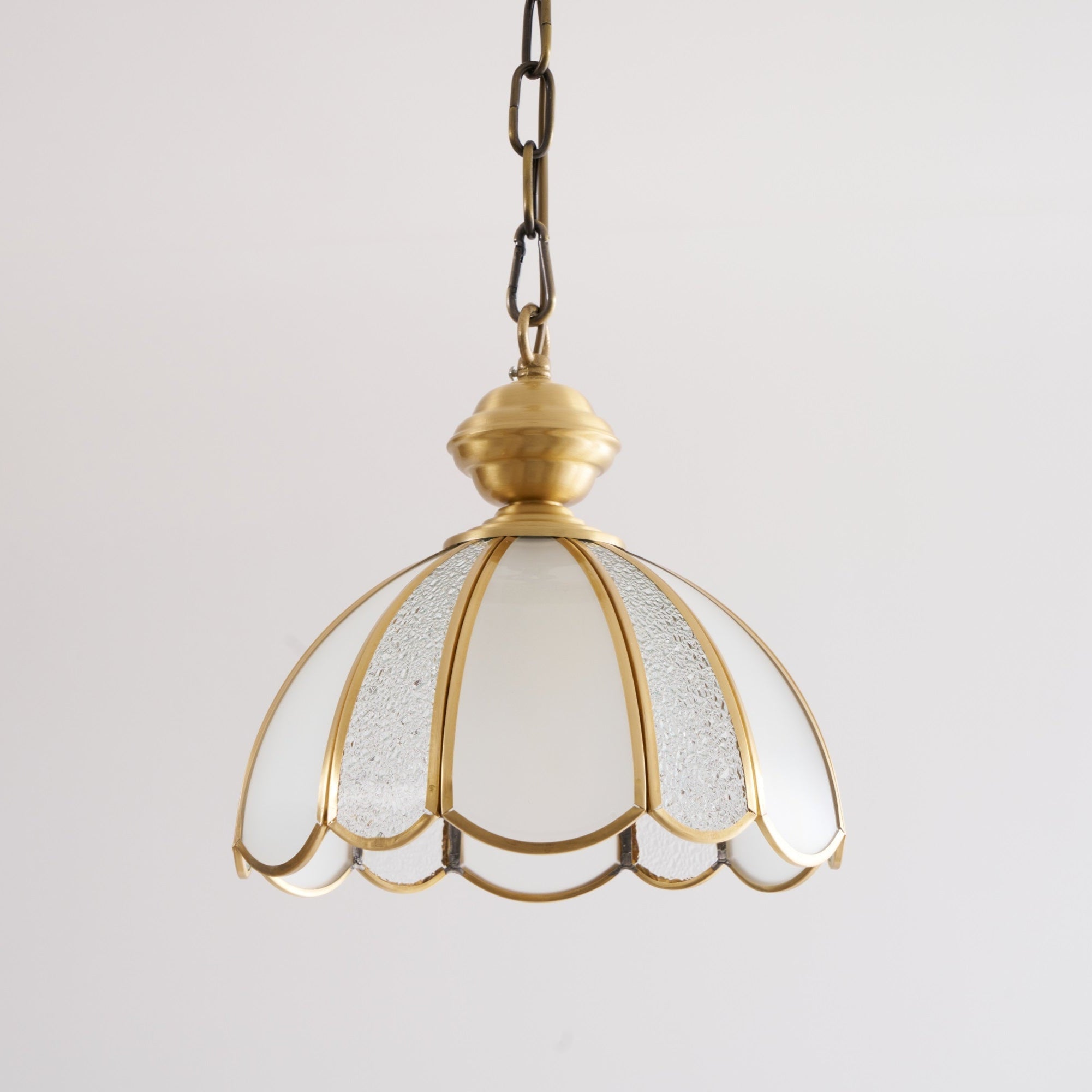 Ophaan Traditional Art Brass Glass Pendant Light - Letslighting