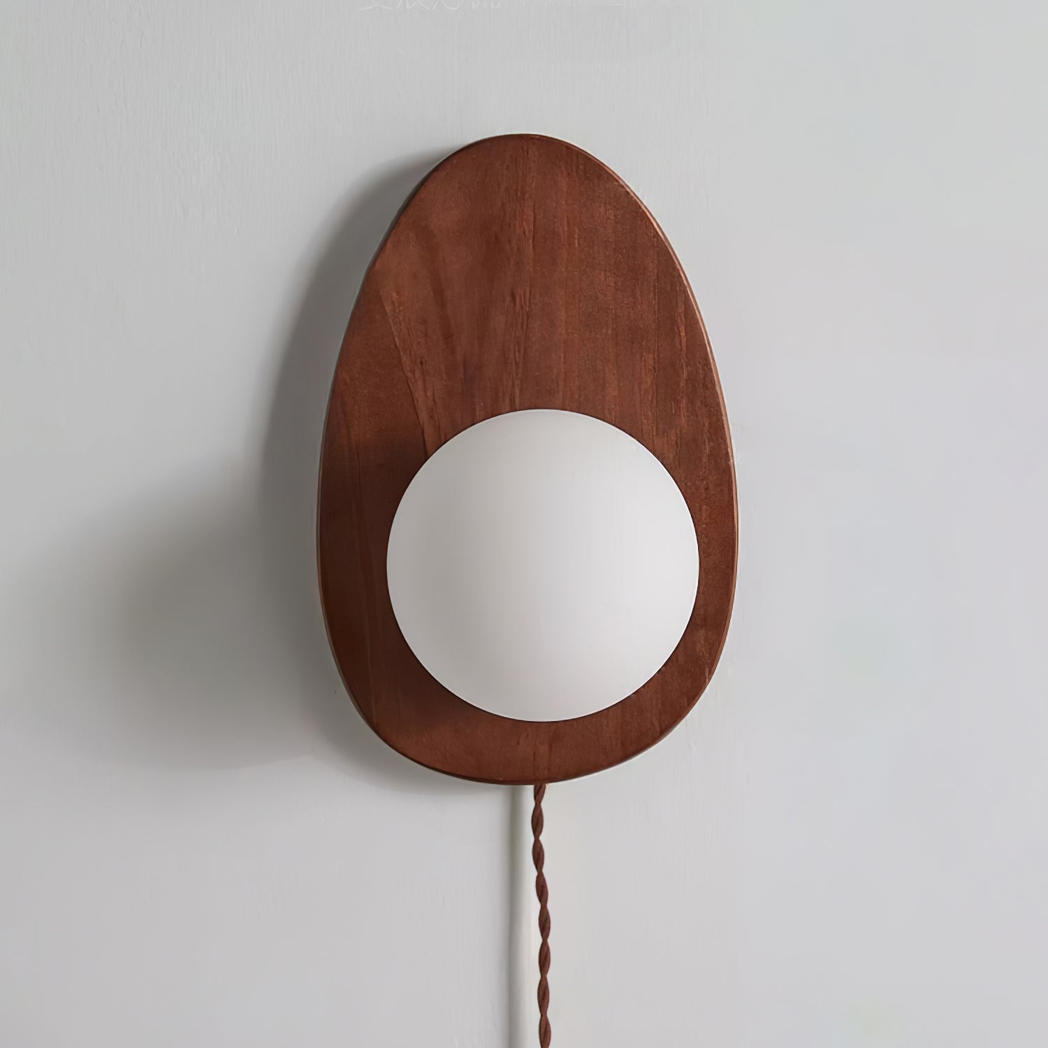 Muto Pebble Glow Wall Lamp
