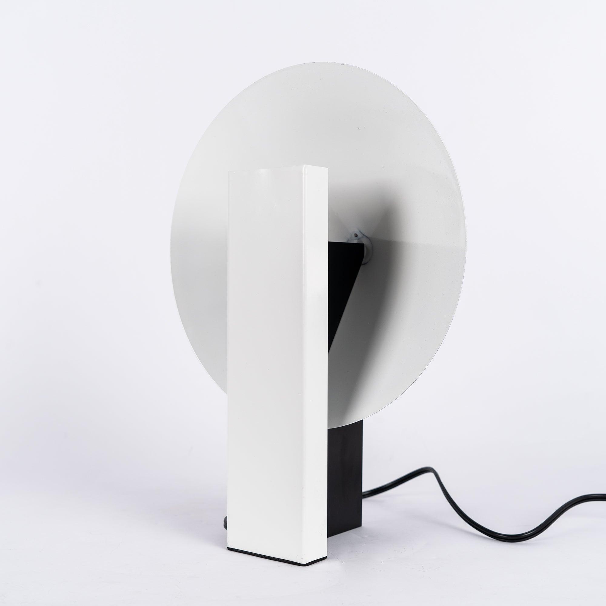 Brooke Minimalist Table Lamp - Letslighting