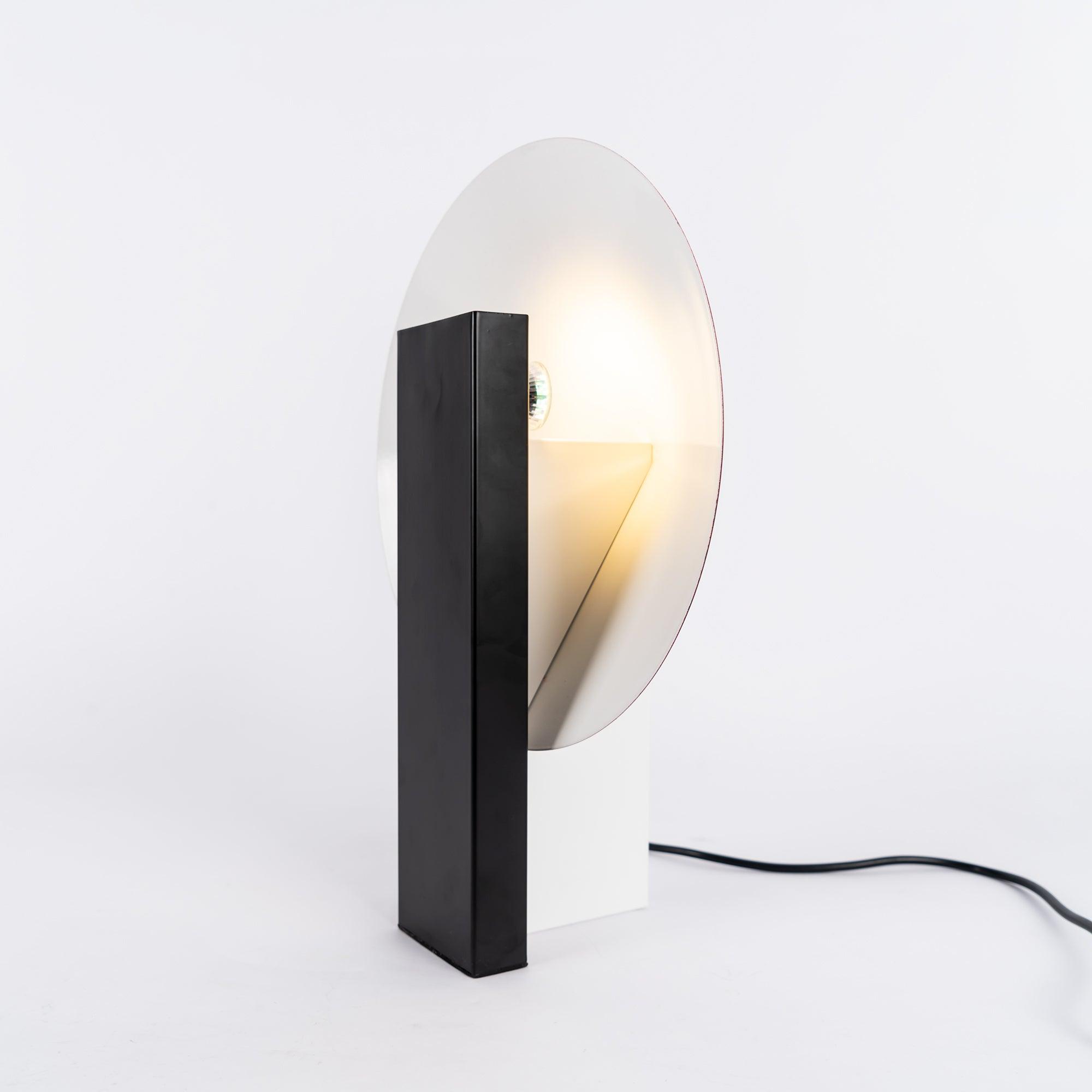 Brooke Minimalist Table Lamp - Letslighting