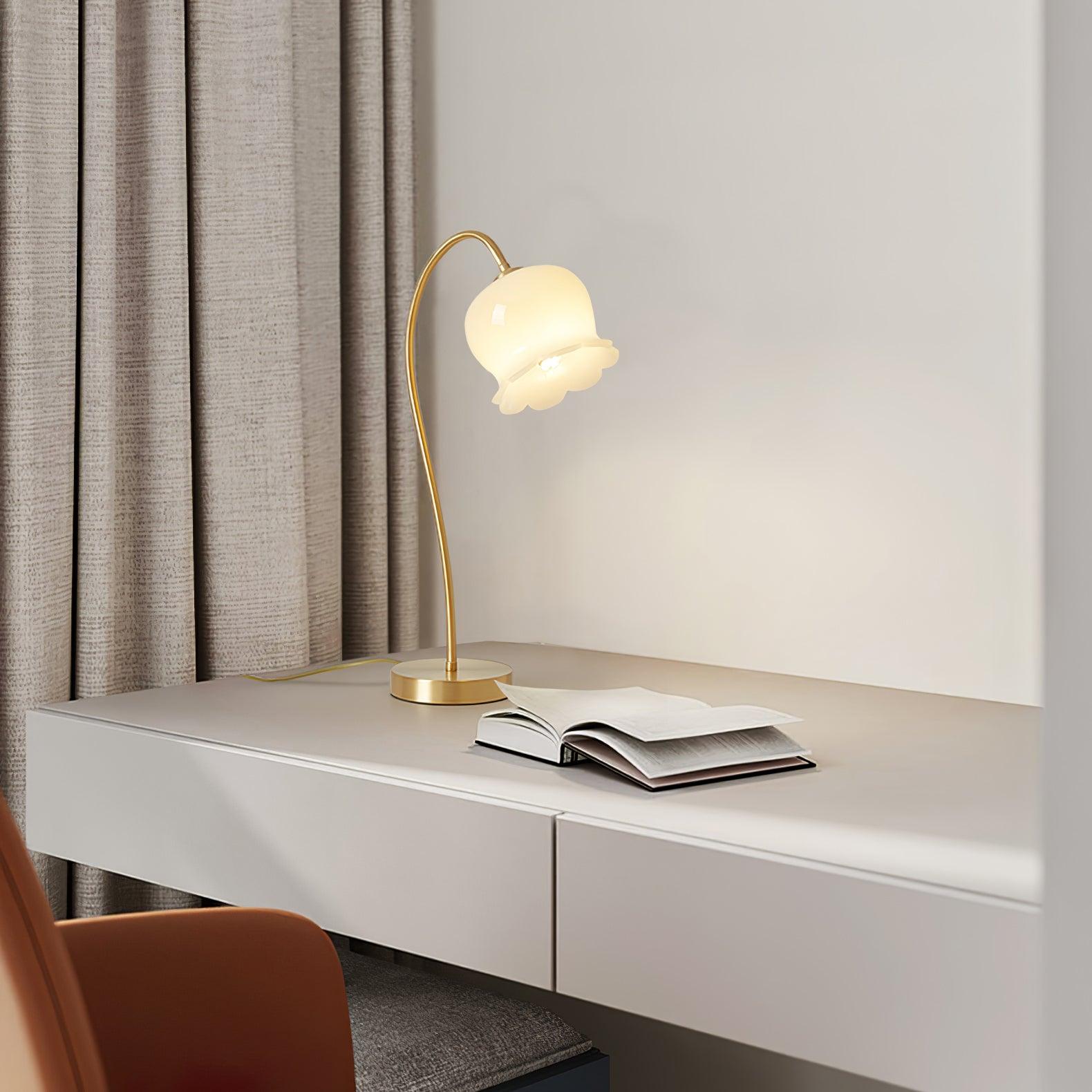 Luxore Brass Vintage Table Lamp - Letslighting