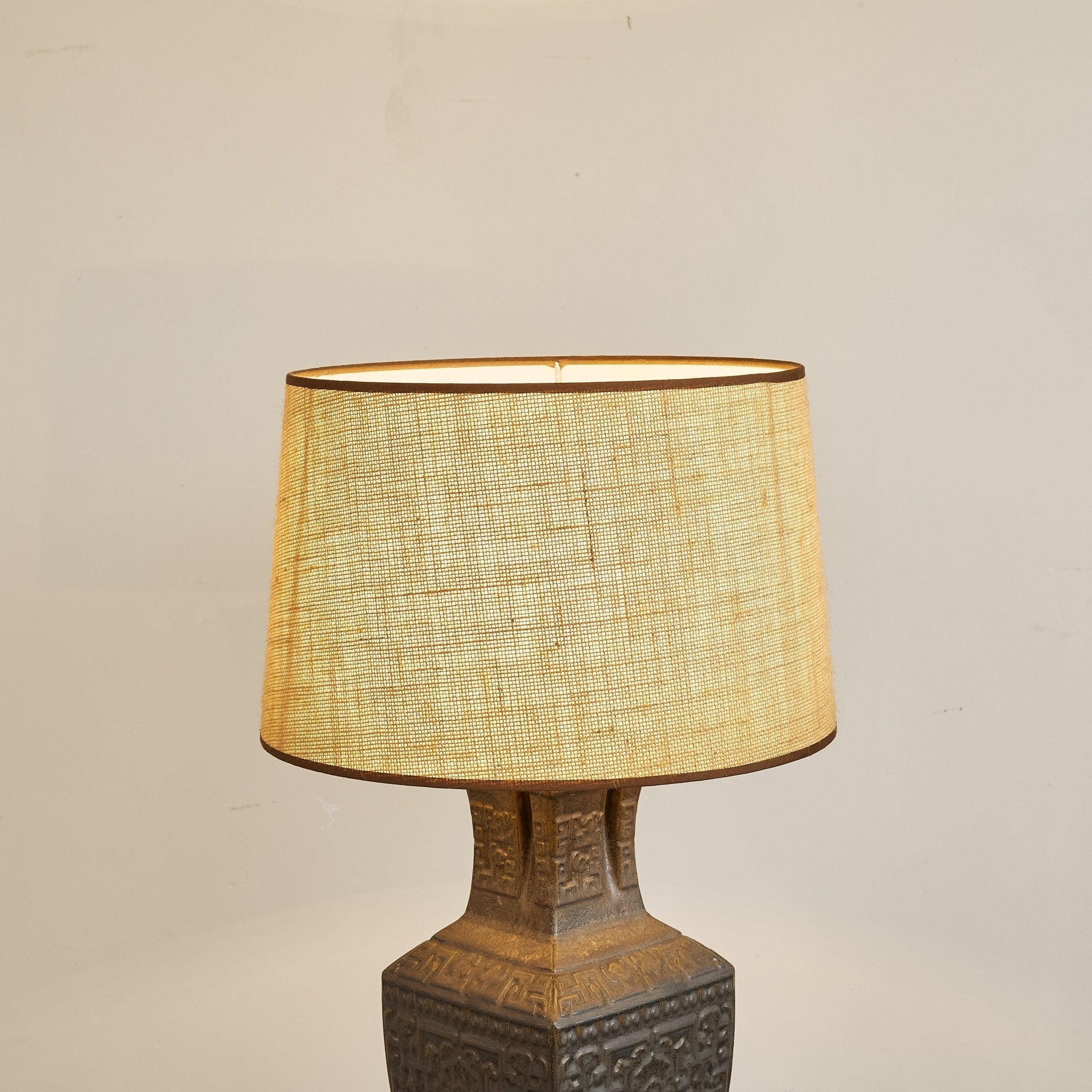 Echo Vintage Fabric Table Lamp - Letslighting