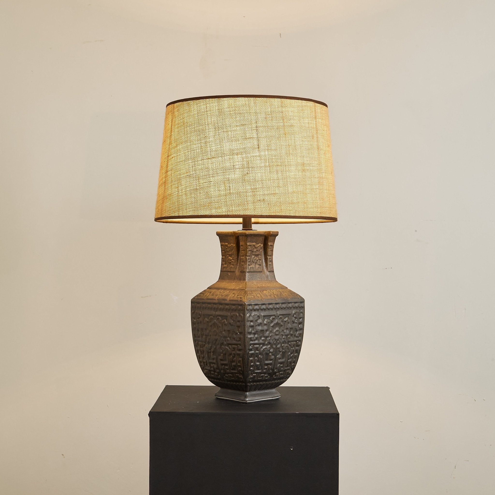 Echo Vintage Fabric Table Lamp - Letslighting