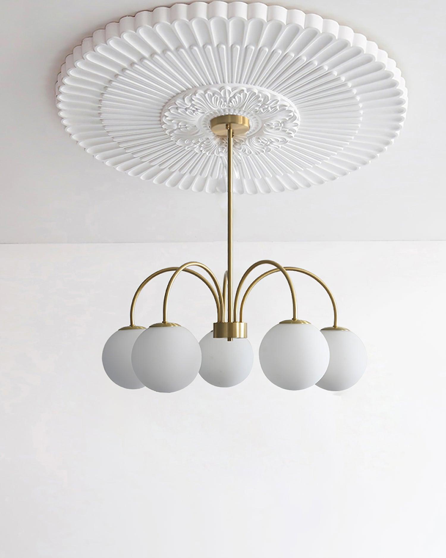 Lustra Chandelier Orillia Brass Globe Modern - Letslighting