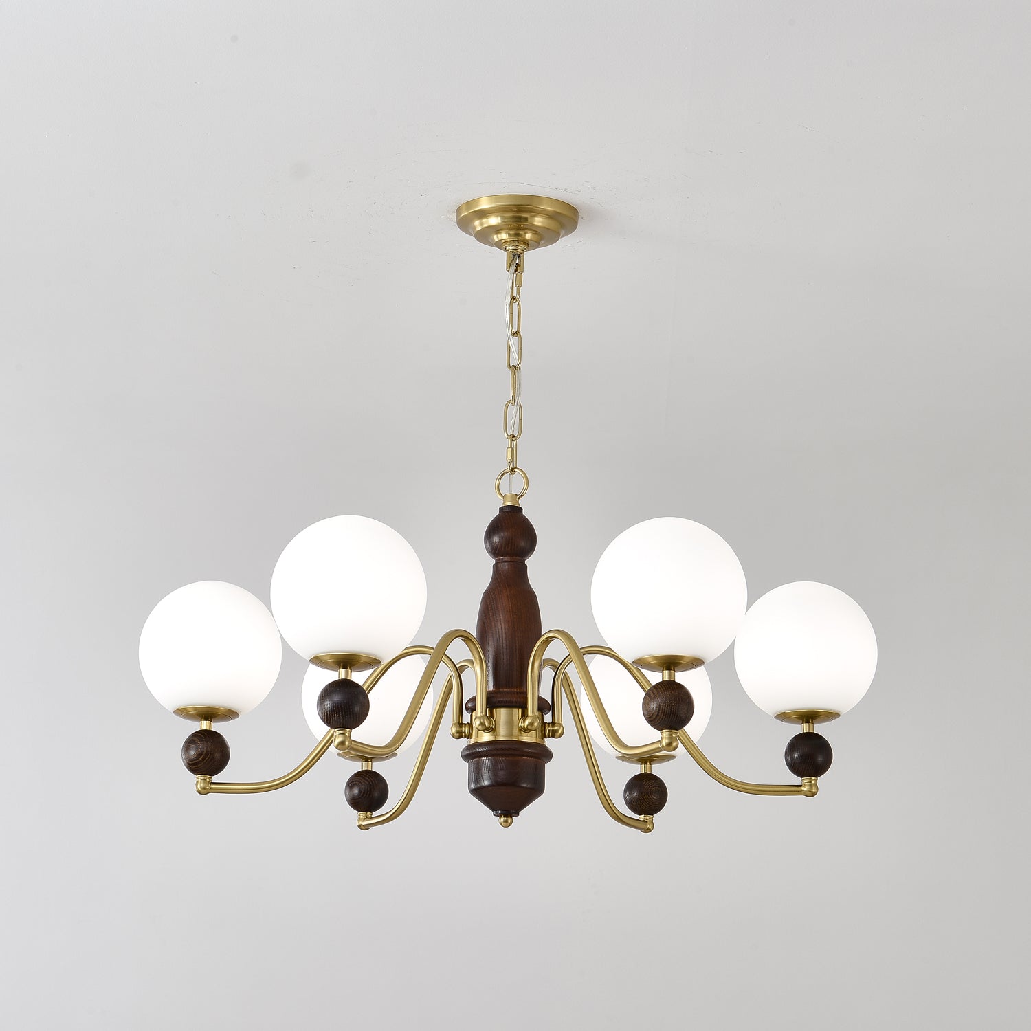 Lustra Chandelier Wood & Brass Globe - Letslighting