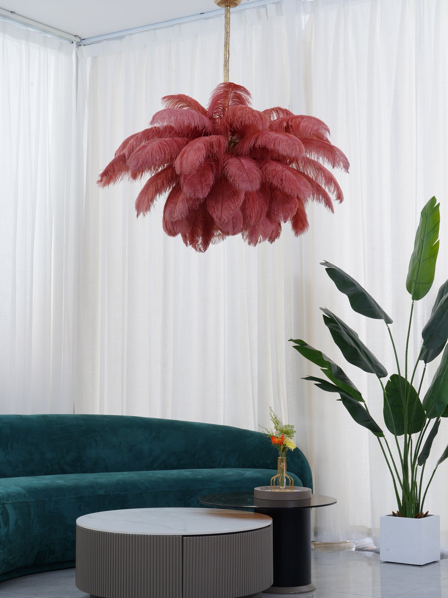 Lustra Chandelier Ostrich Feather Large Brass Stem - Letslighting
