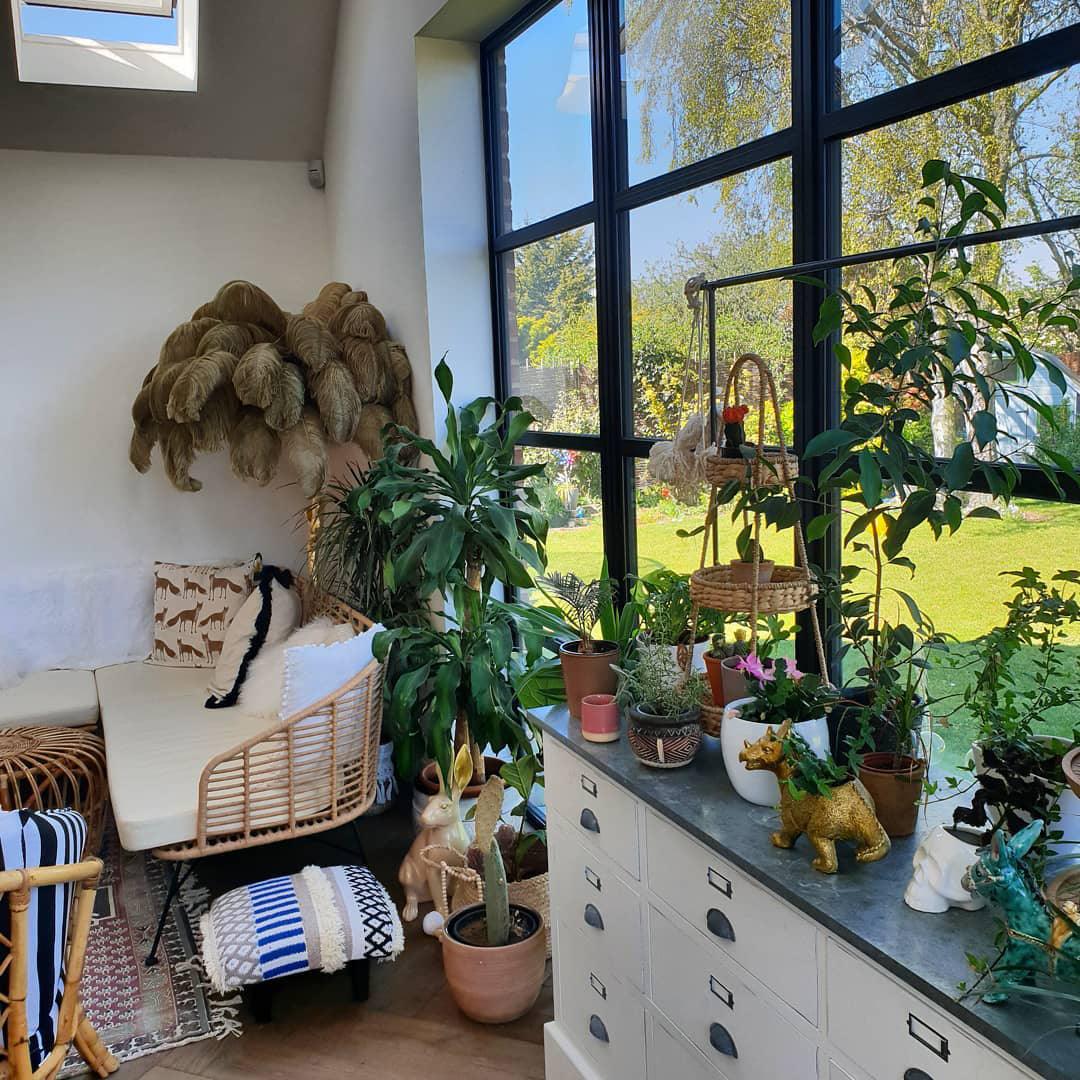 Selis Feather Brass Floor Lamp - Letslighting