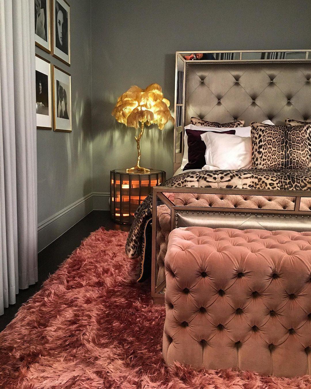 Zephyan Brass Feather Elegant Table Lamp - Letslighting