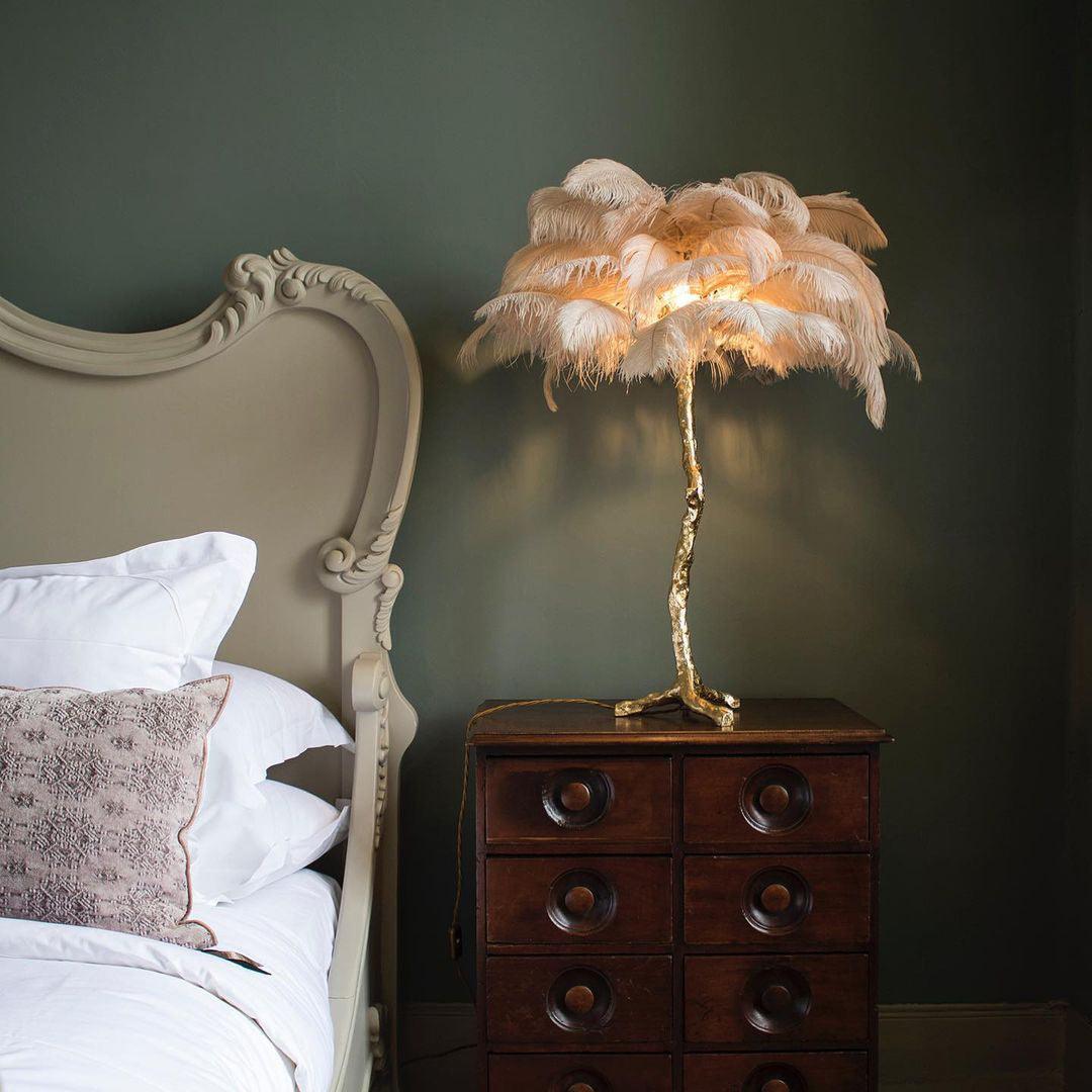 Zephyan Brass Feather Elegant Table Lamp - Letslighting