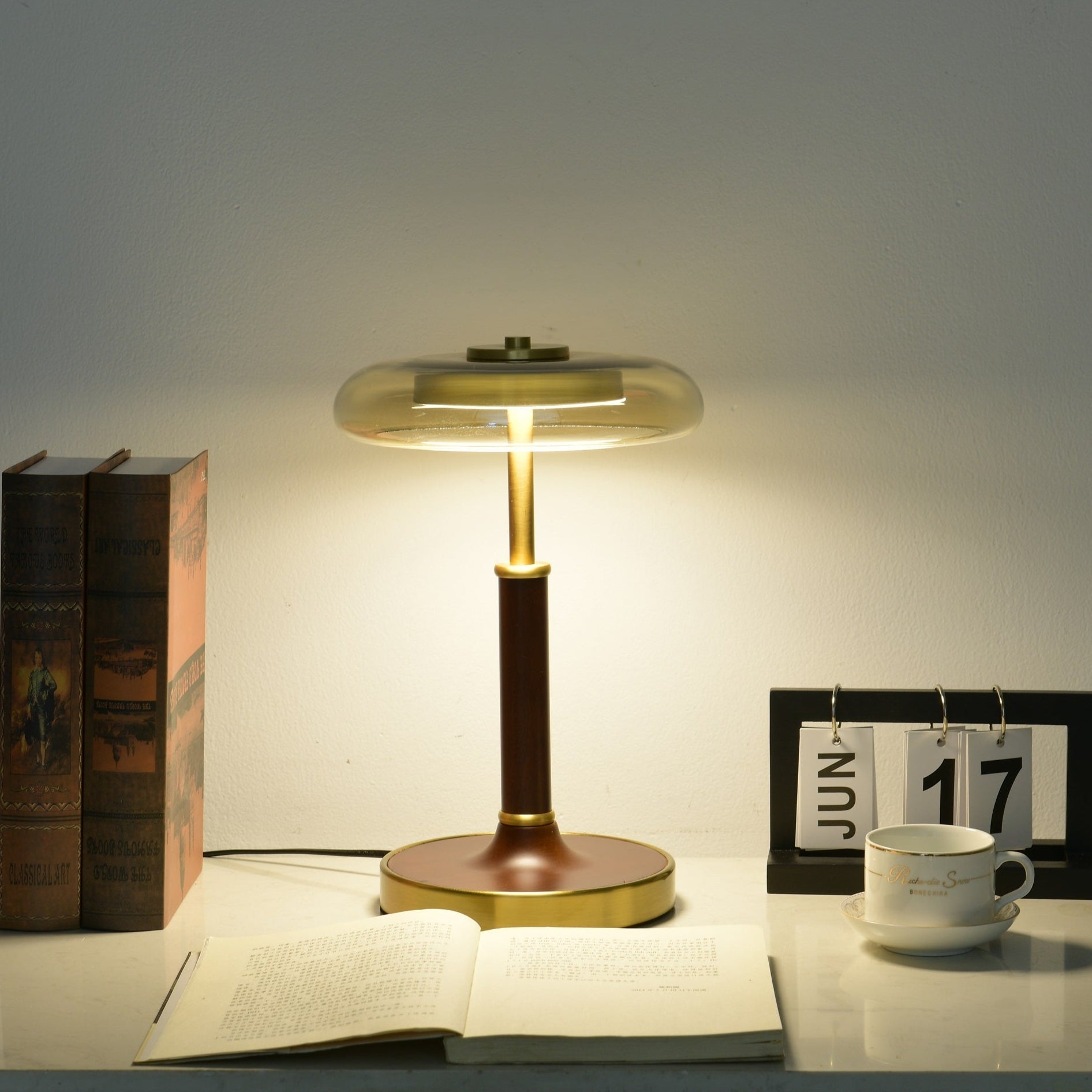 Layla Vintage Glass Table Lamp - Letslighting