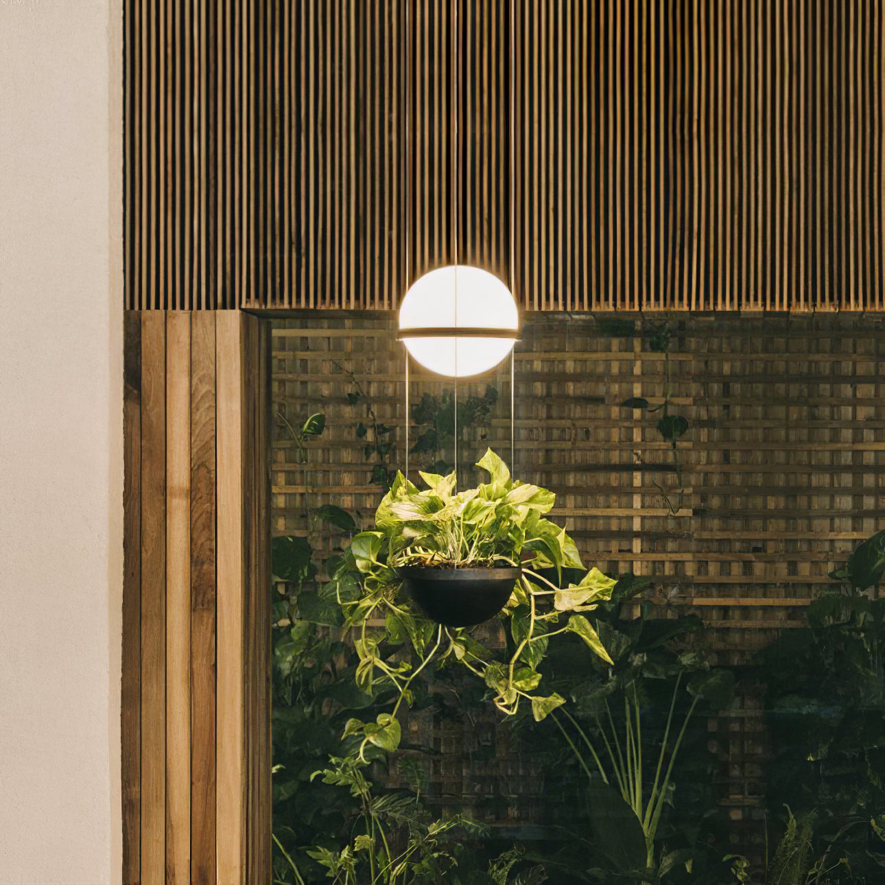 Vacaria Modern Minimalist Plastic Pendant Lamp - Letslighting