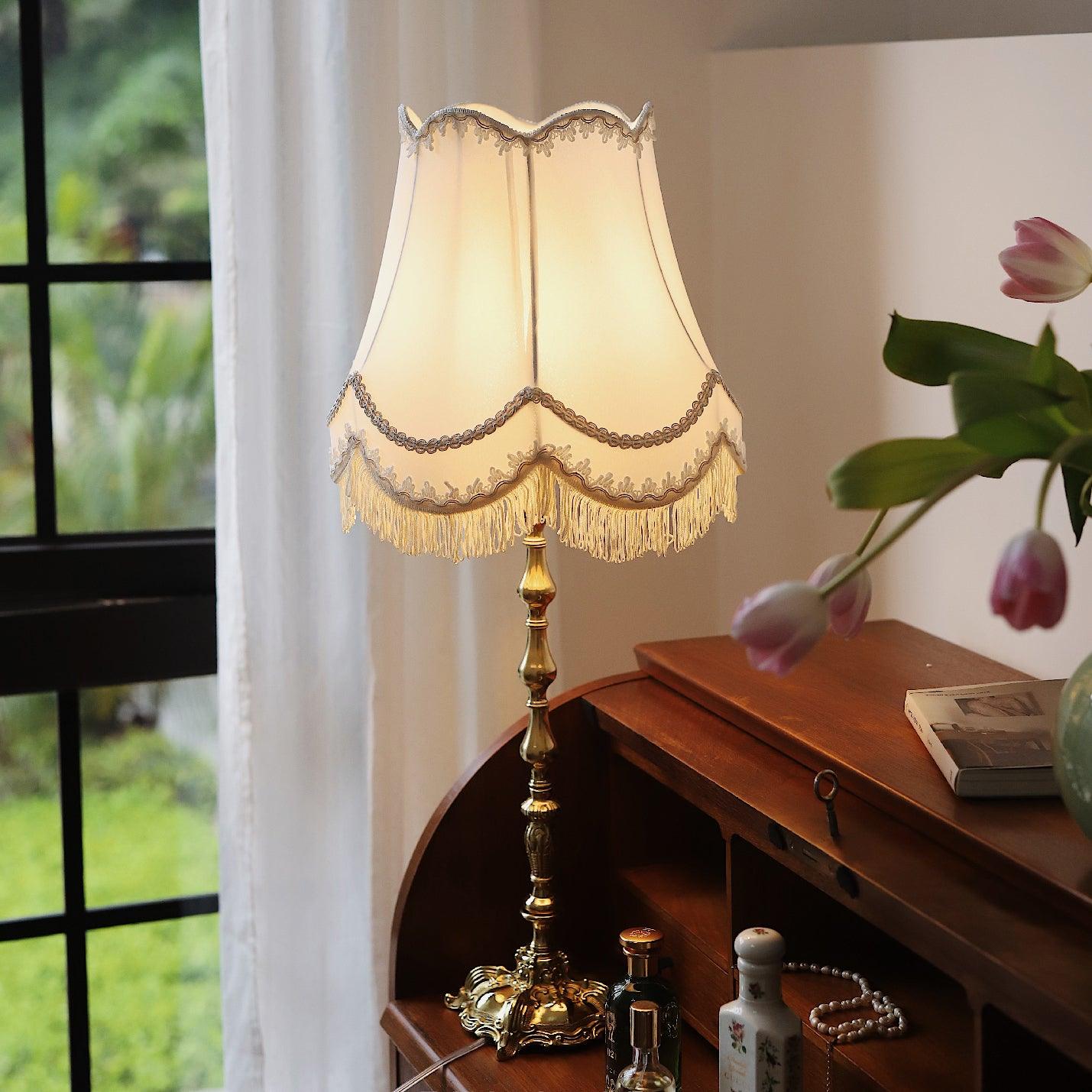 Octavia Vintage Table Lamp - Letslighting