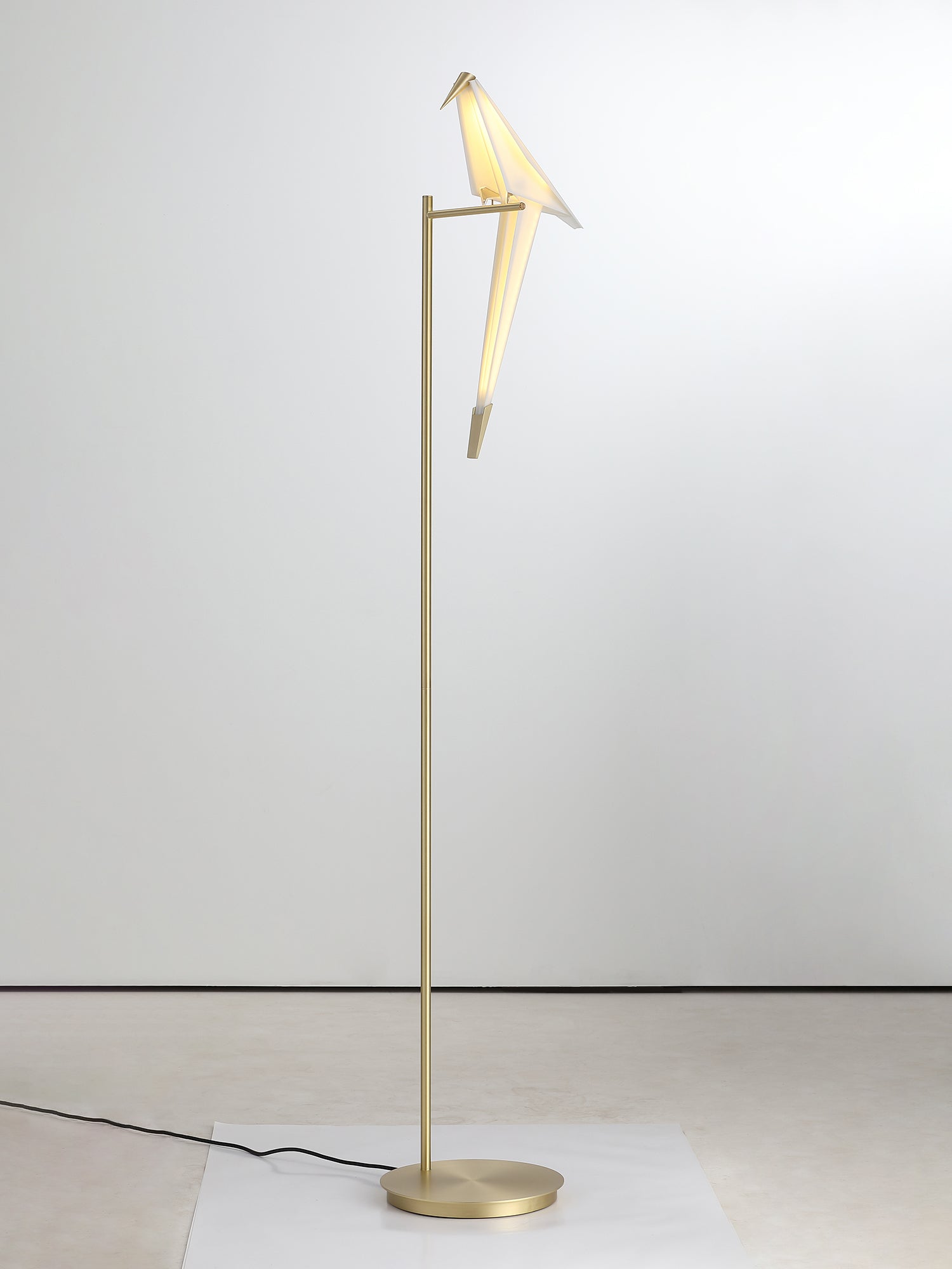 Vioran Aluminum Industrial Floor Lamp - Letslighting