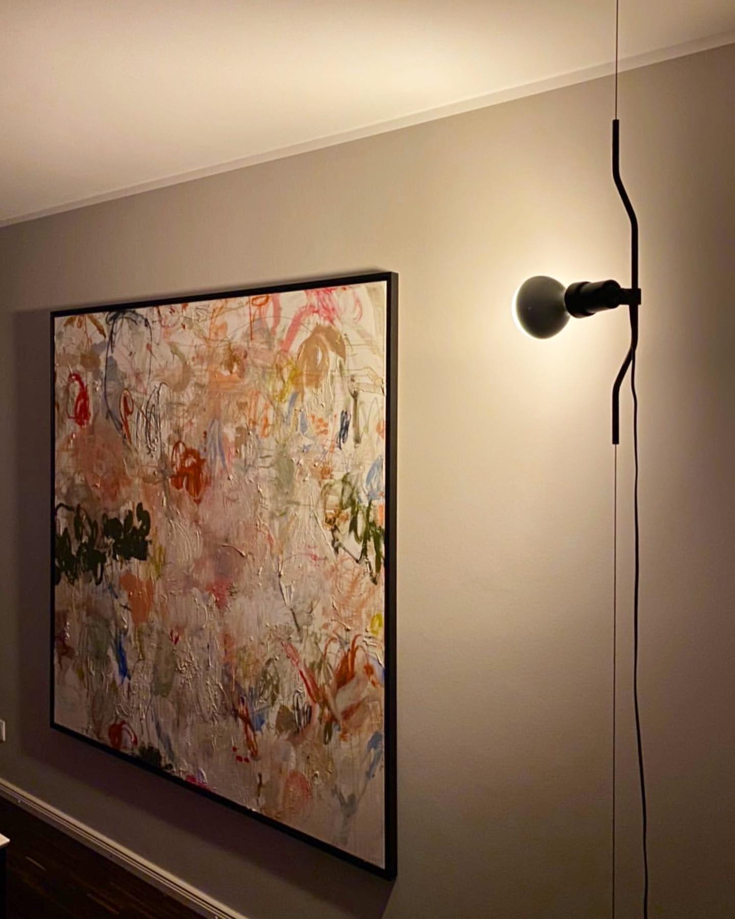 Ilthair Modern Minimalist Pendant Light - Letslighting
