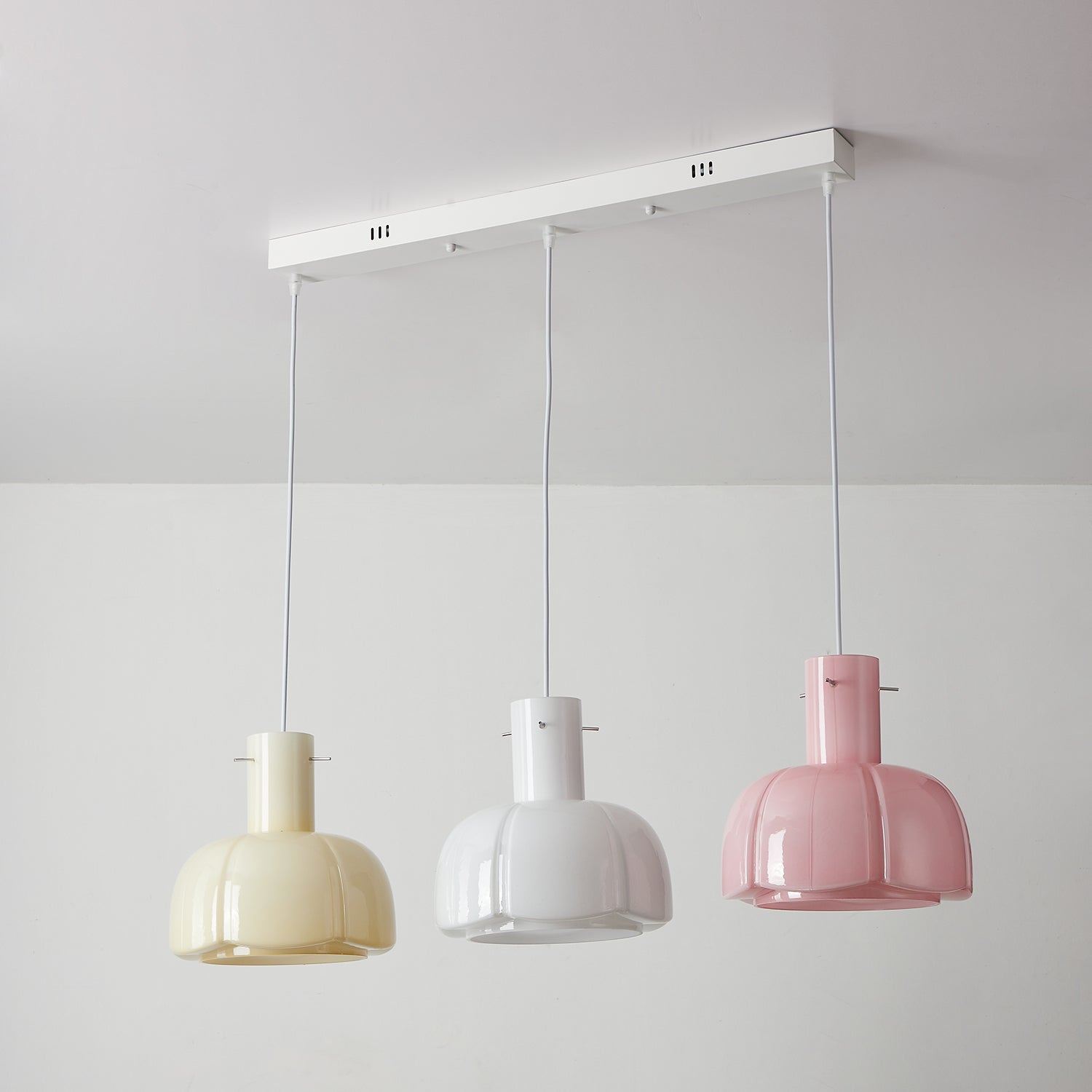 Pavina Pendant Lamp Glossy Pastel Blossom - Letslighting