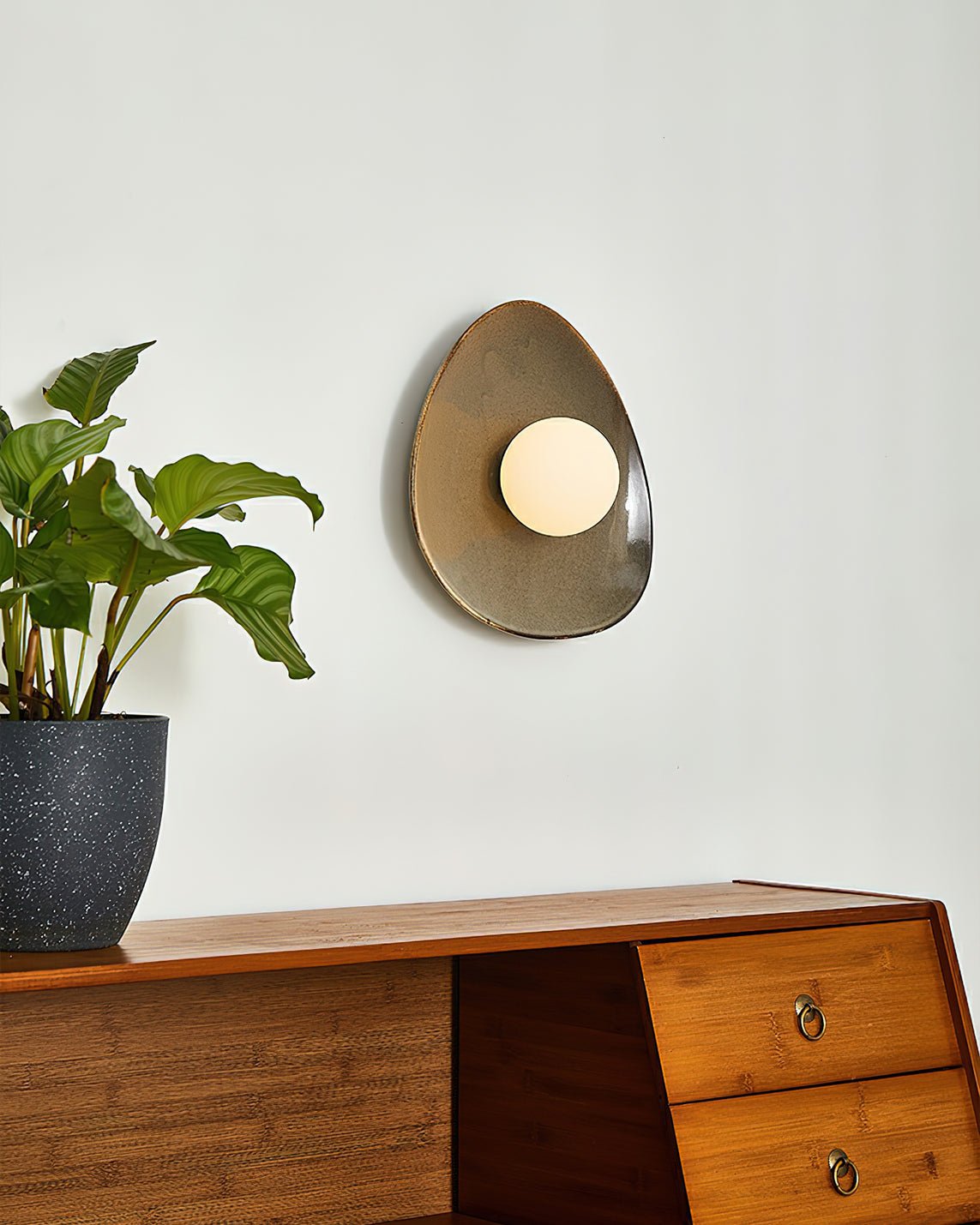 Ertalila Elegance Pebble Disc Ceramics Wall Light - Letslighting