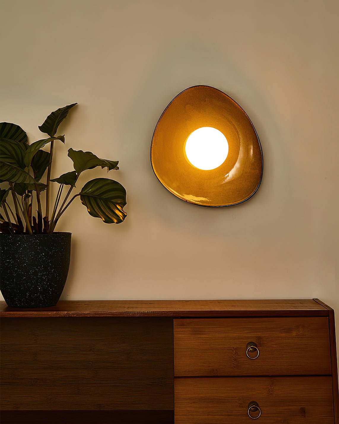Ertalila Elegance Pebble Disc Ceramics Wall Light - Letslighting