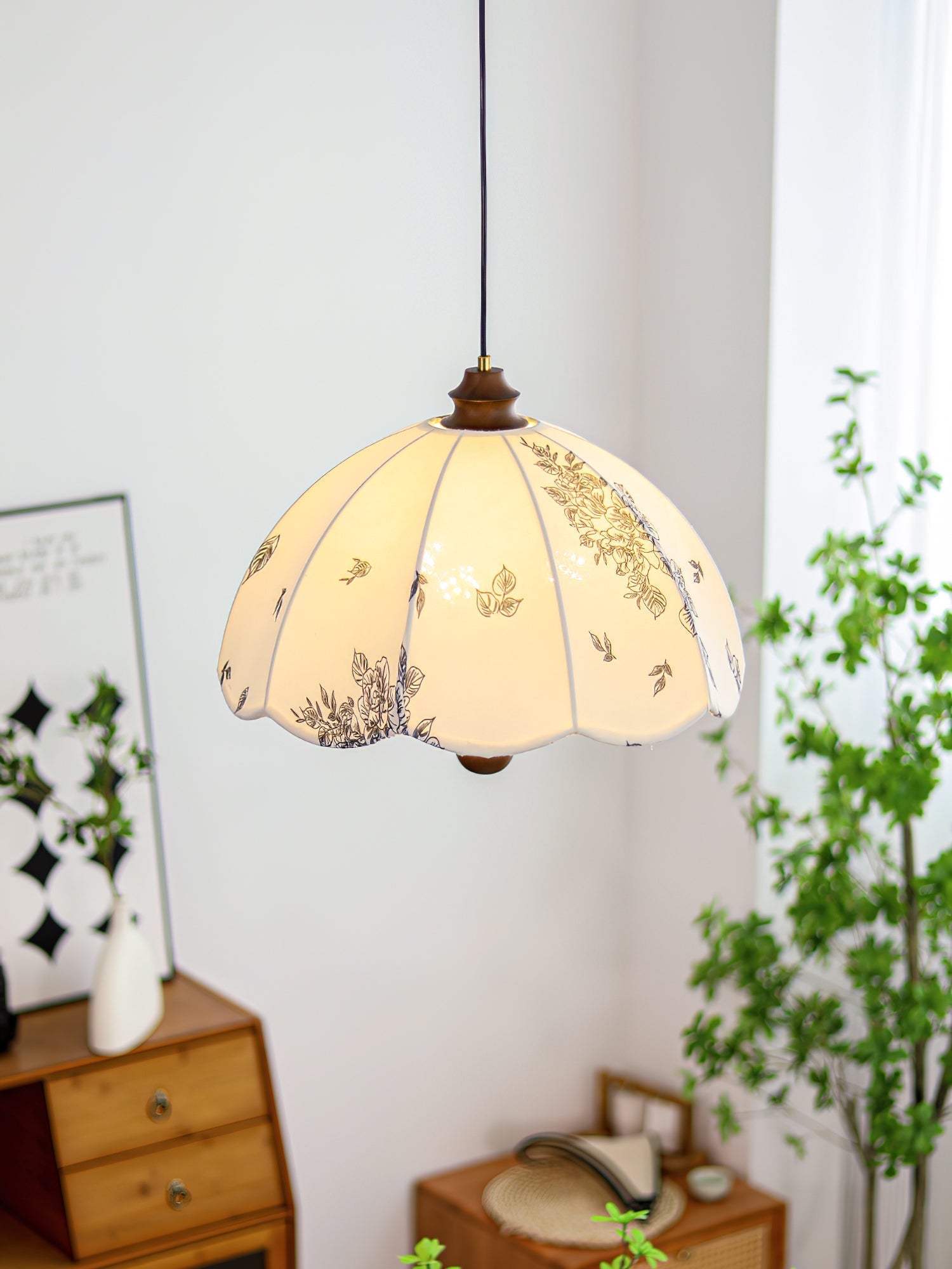 Vevenir Petal Whisper Wood Fabric Pendant Lamp - Letslighting
