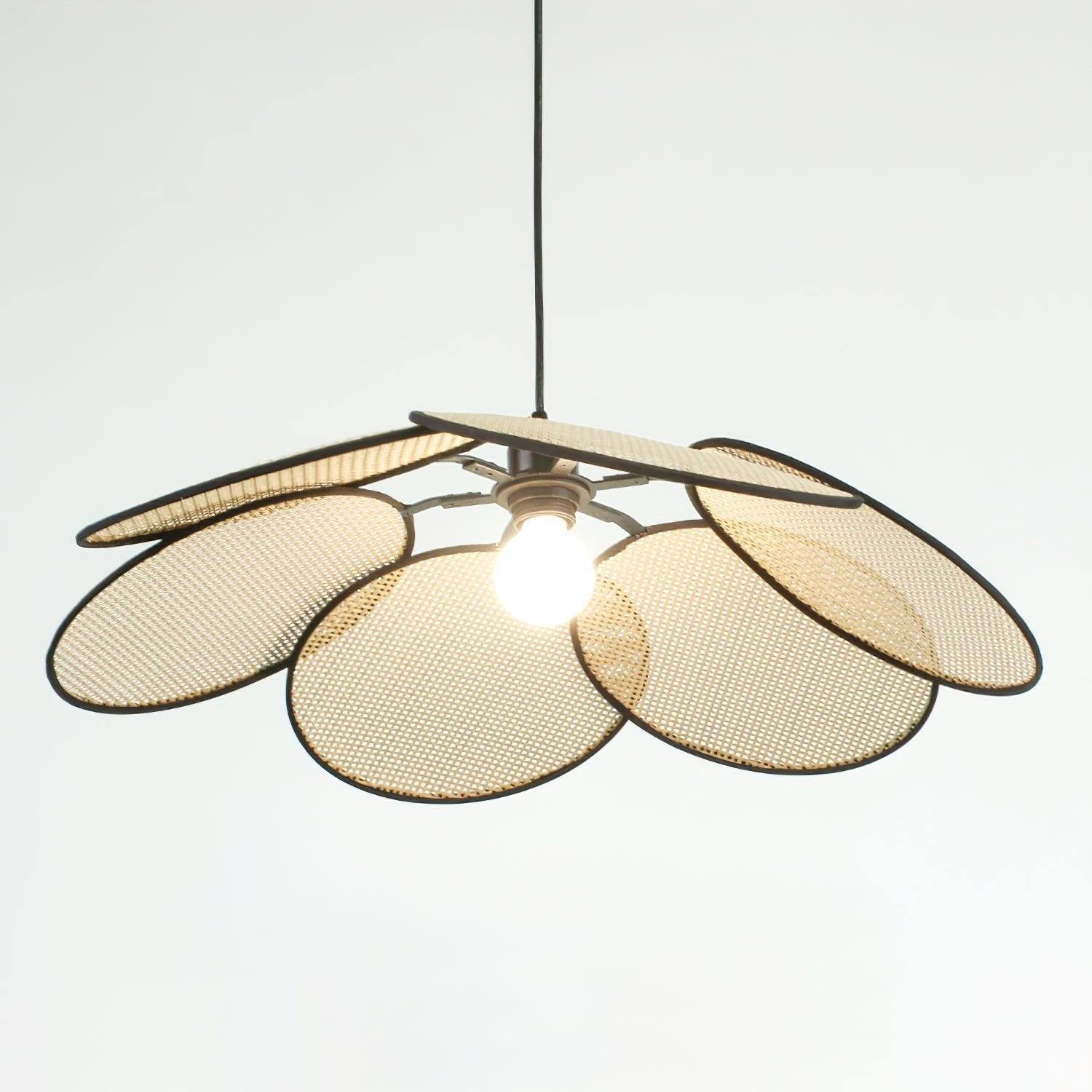 Vemarora Premium Elegance Petals Rattan Fabric Pendant Lamp - Letslighting
