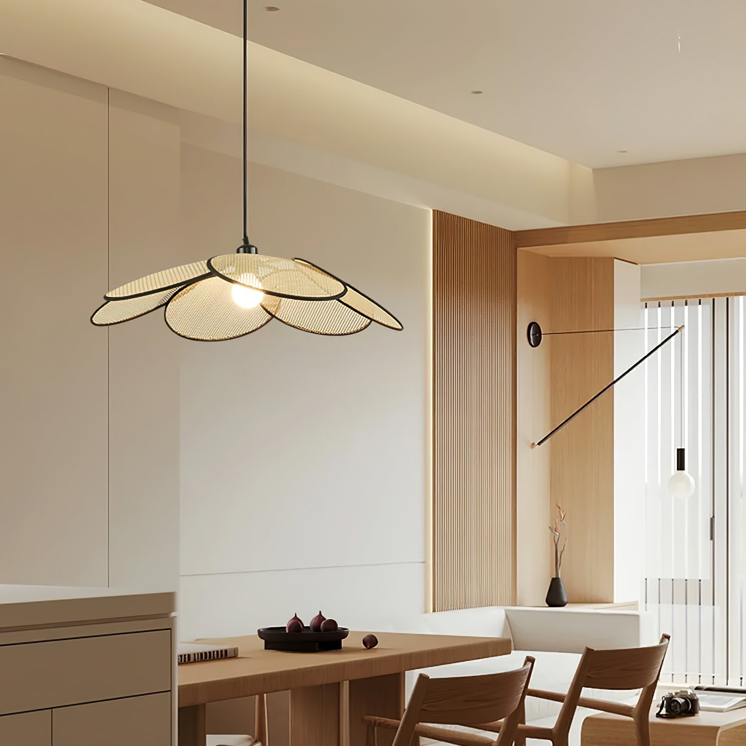 Vemarora Premium Elegance Petals Rattan Fabric Pendant Lamp - Letslighting