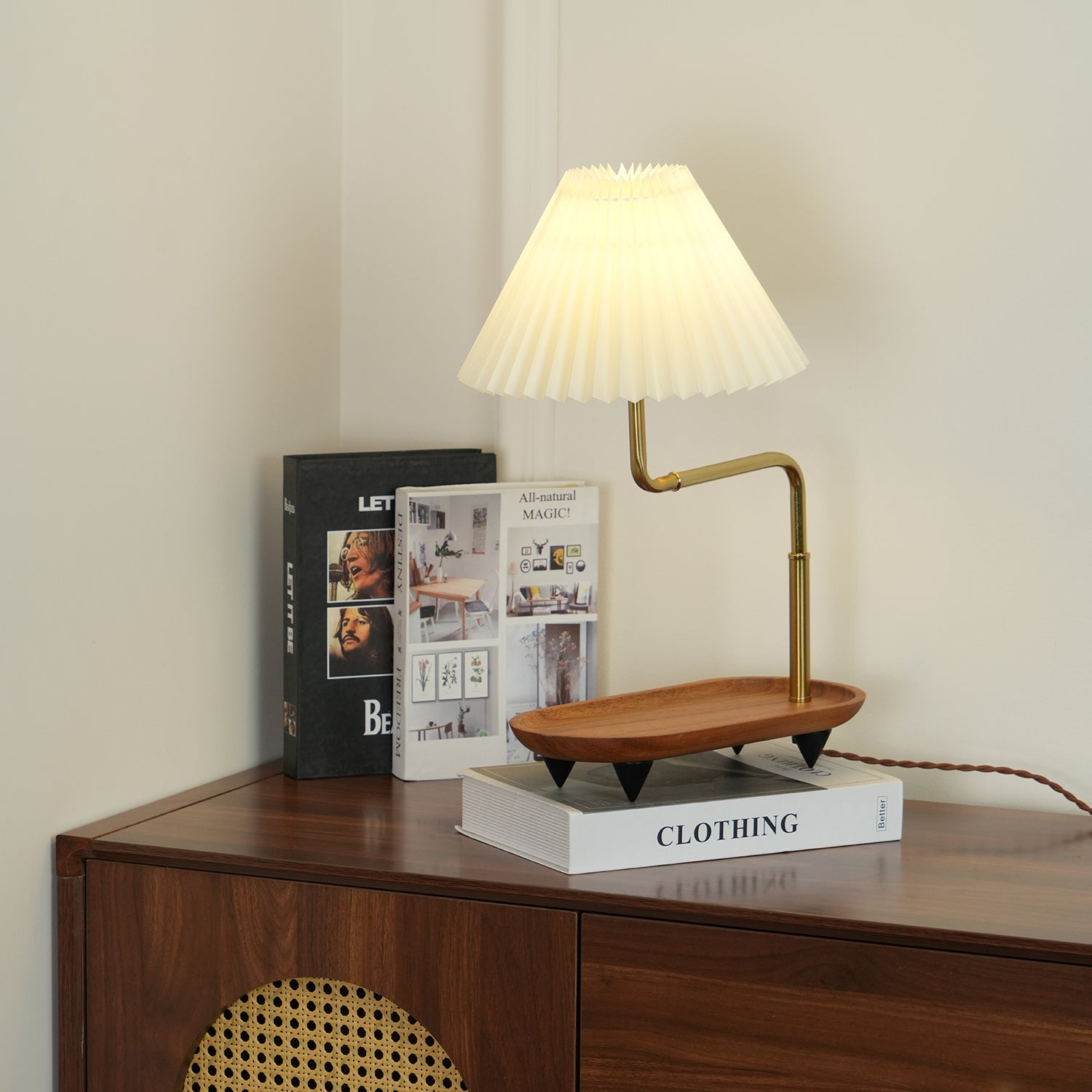 Alva Wooden Fabric Vintage Table Lamp - Letslighting
