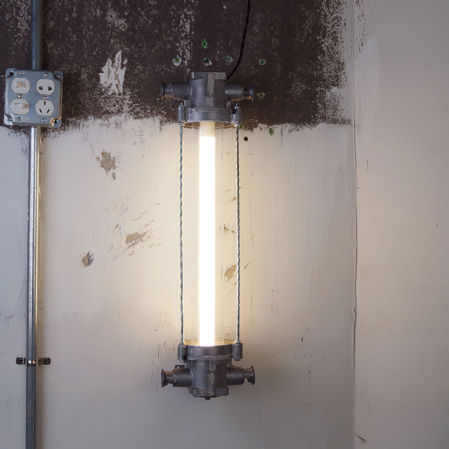 Nyliryra Elegance Vintage Offset Wall Lamp - Letslighting