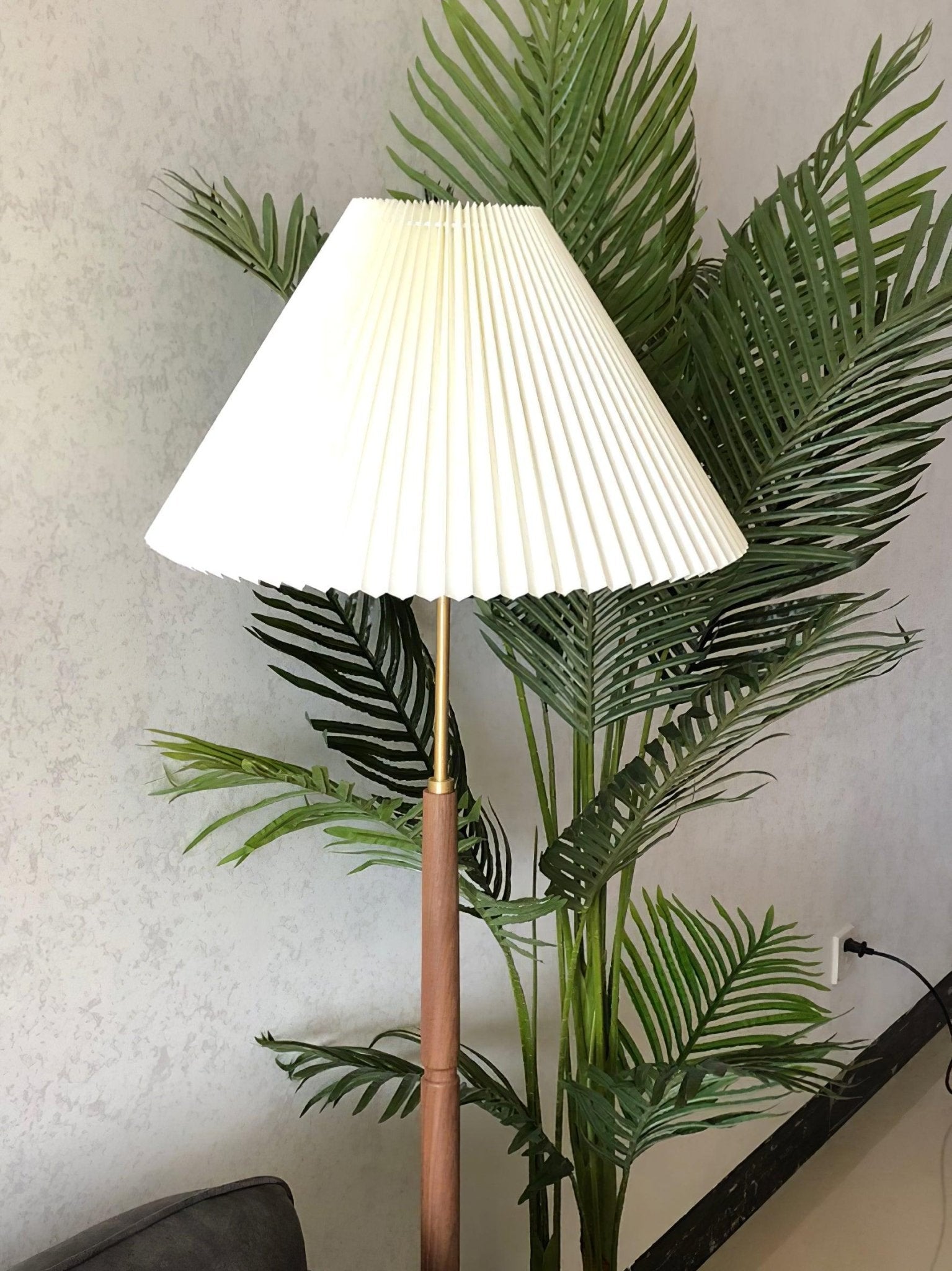 Cary Minimalist Wood Floor Lamp - Letslighting