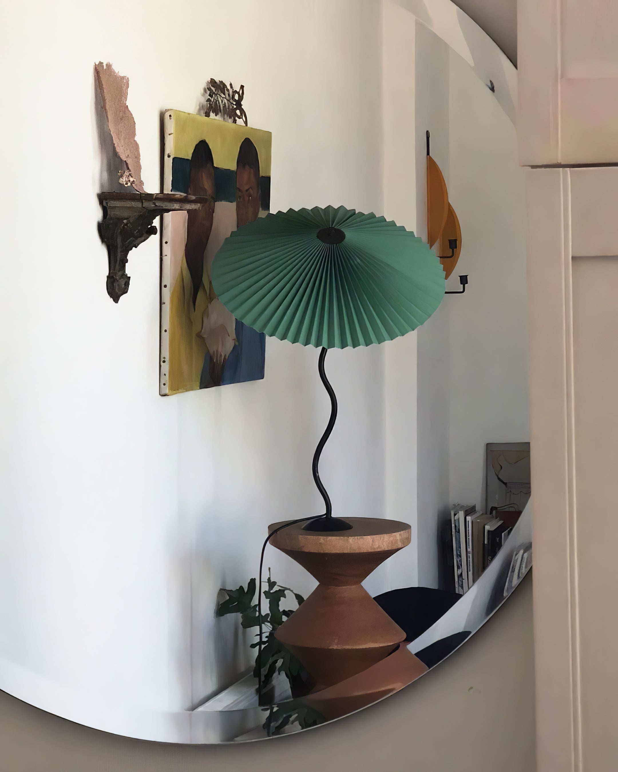 Floran Fabric Artistic Table Lamp - Letslighting