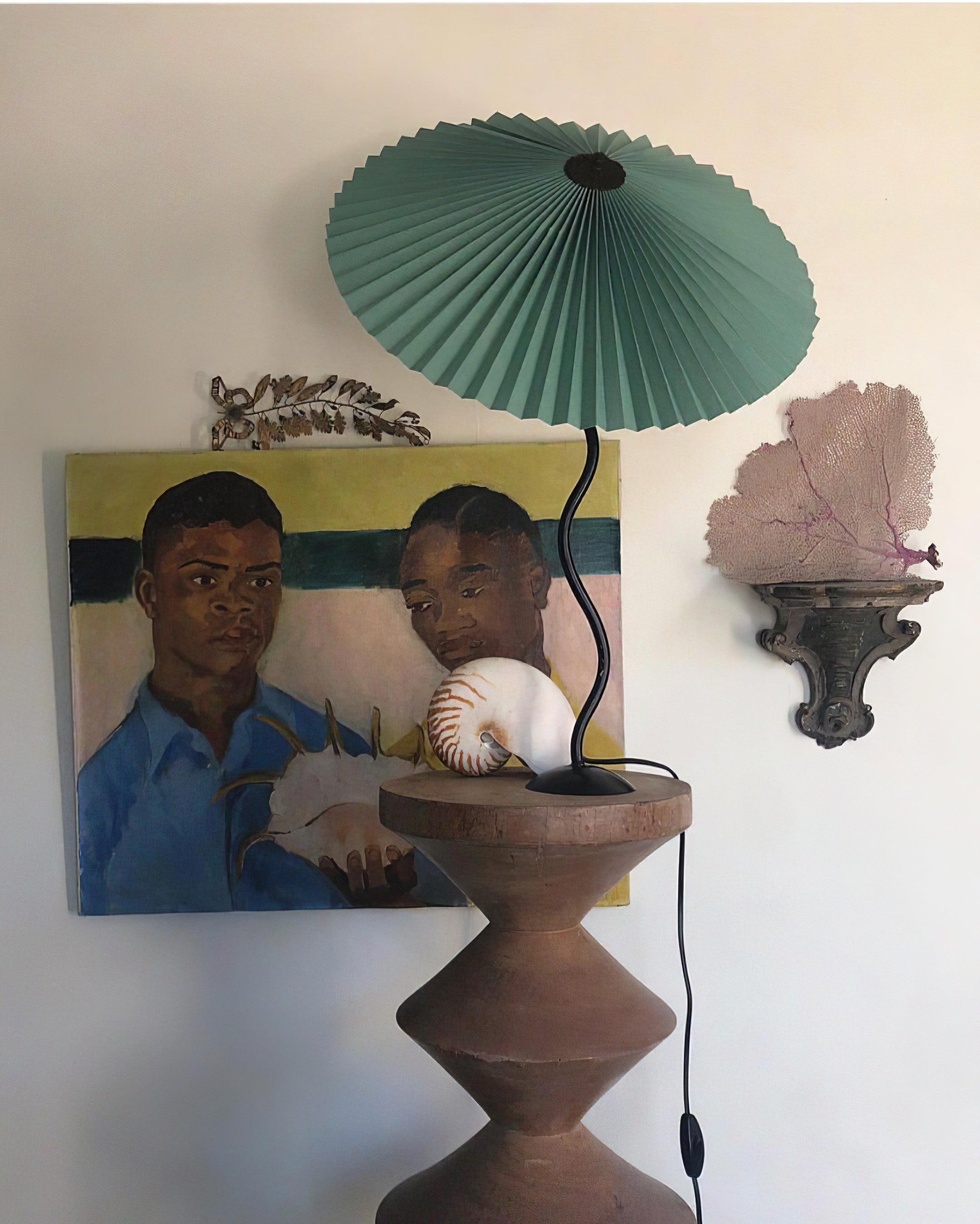 Floran Fabric Artistic Table Lamp - Letslighting