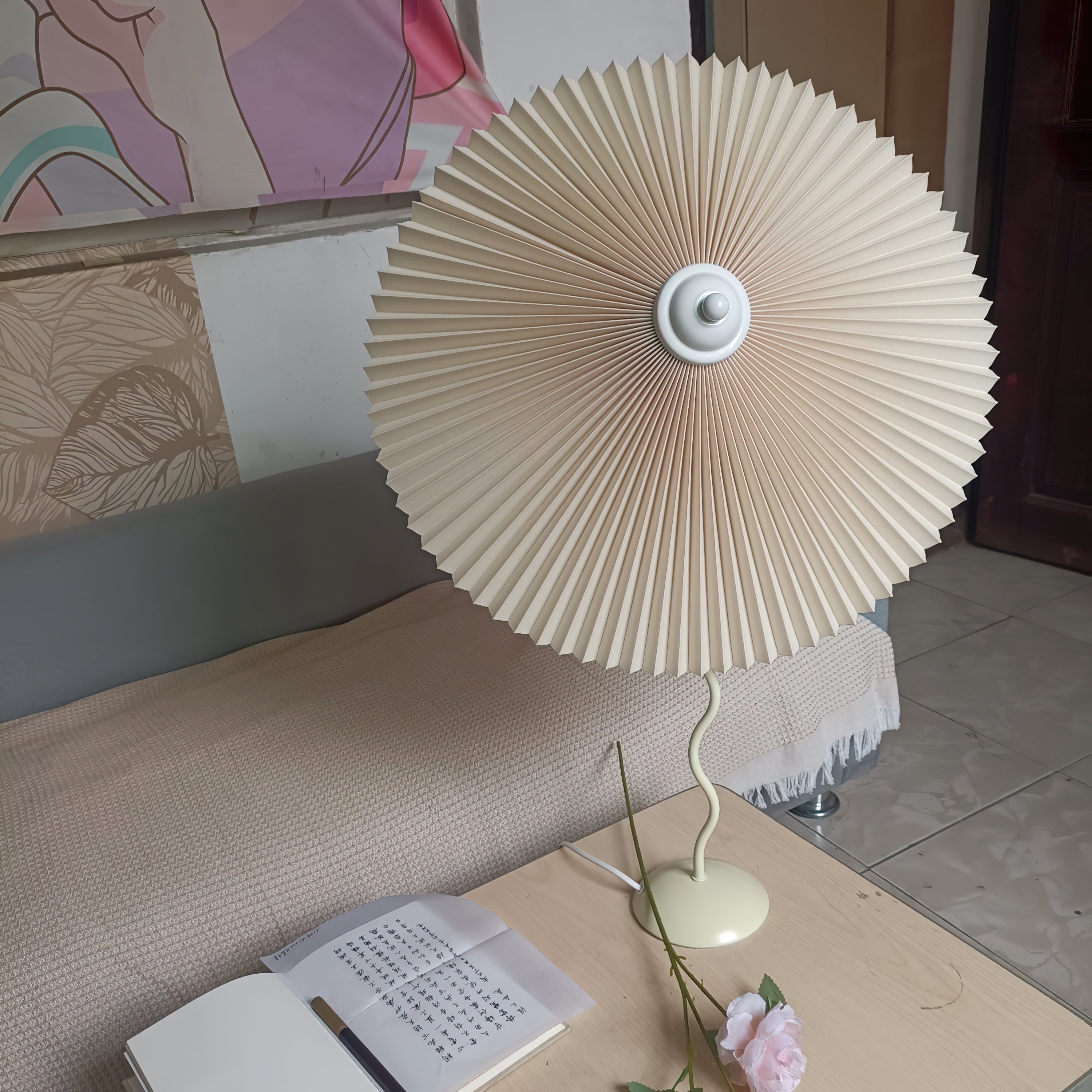 Floran Fabric Artistic Table Lamp - Letslighting