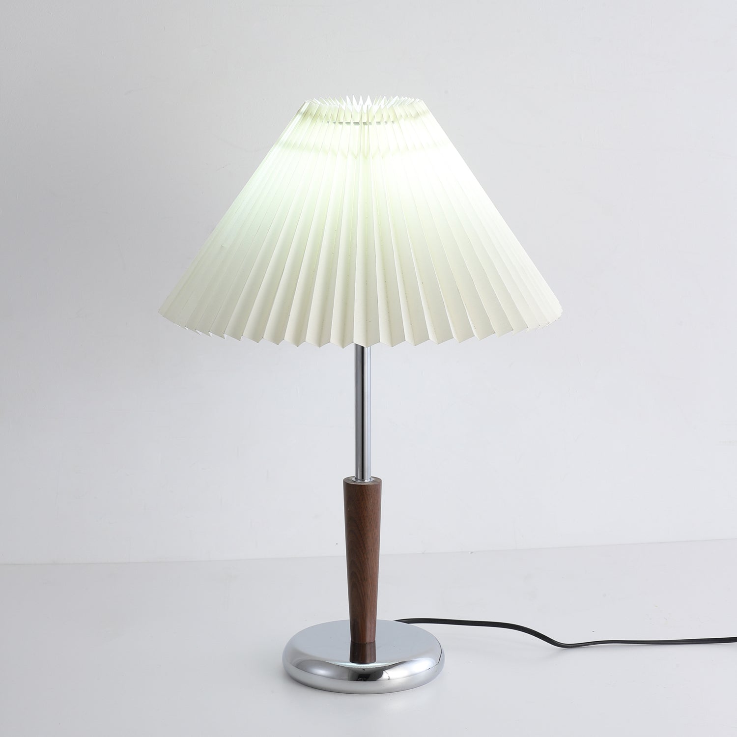 Aiden Modern Wood Table Lamp - Letslighting