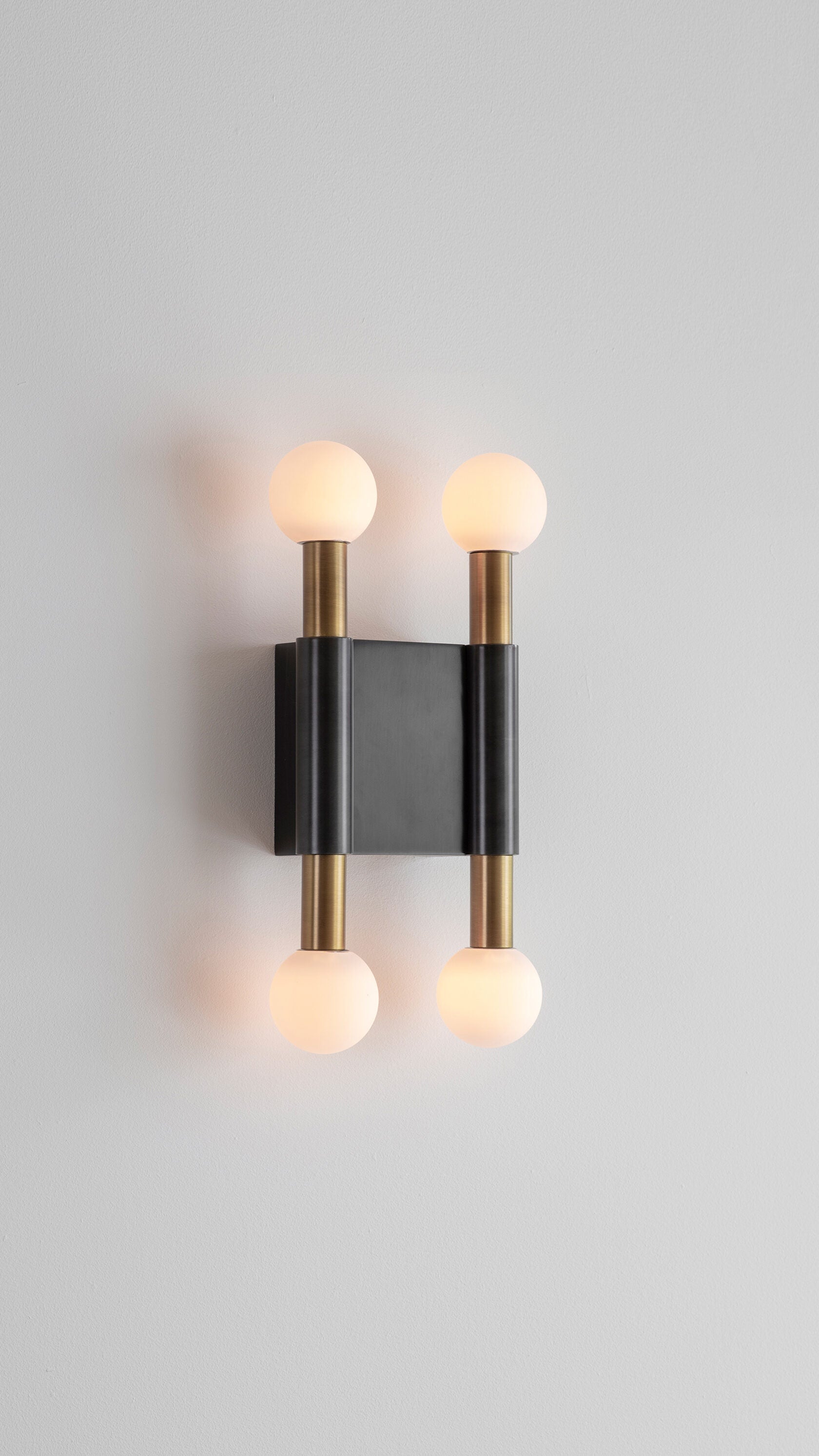 Vomaria Modern Minimalist Circile Wall Lamp - Letslighting